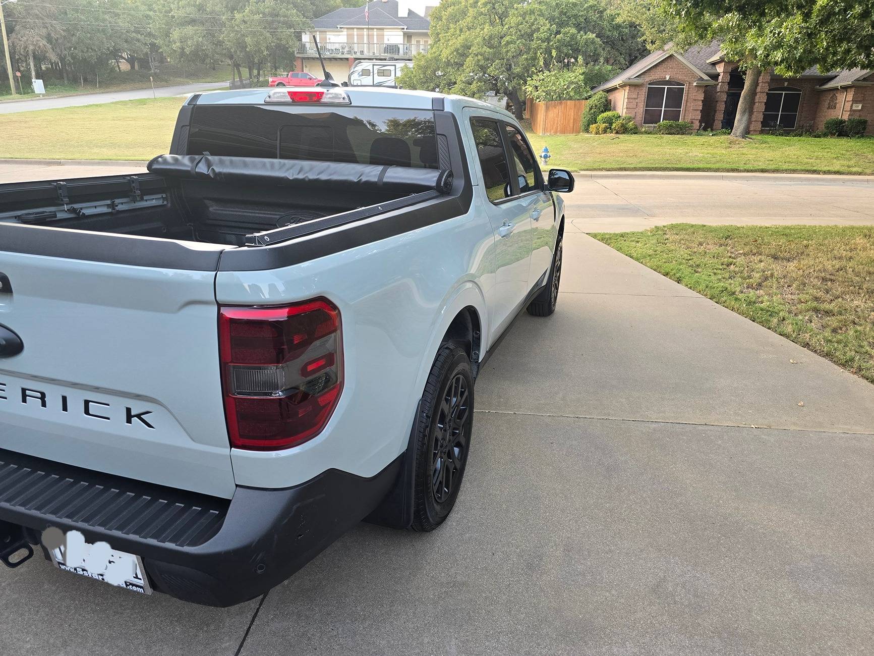 Ford Maverick 2024 Ford Maverick Lariat Hybrid $33500 Mav Back Right