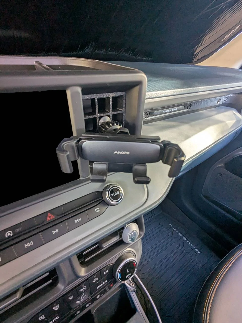 Ford Maverick 2024 Maverick Lariat Tremor - Carbonized Gray Metallic 16