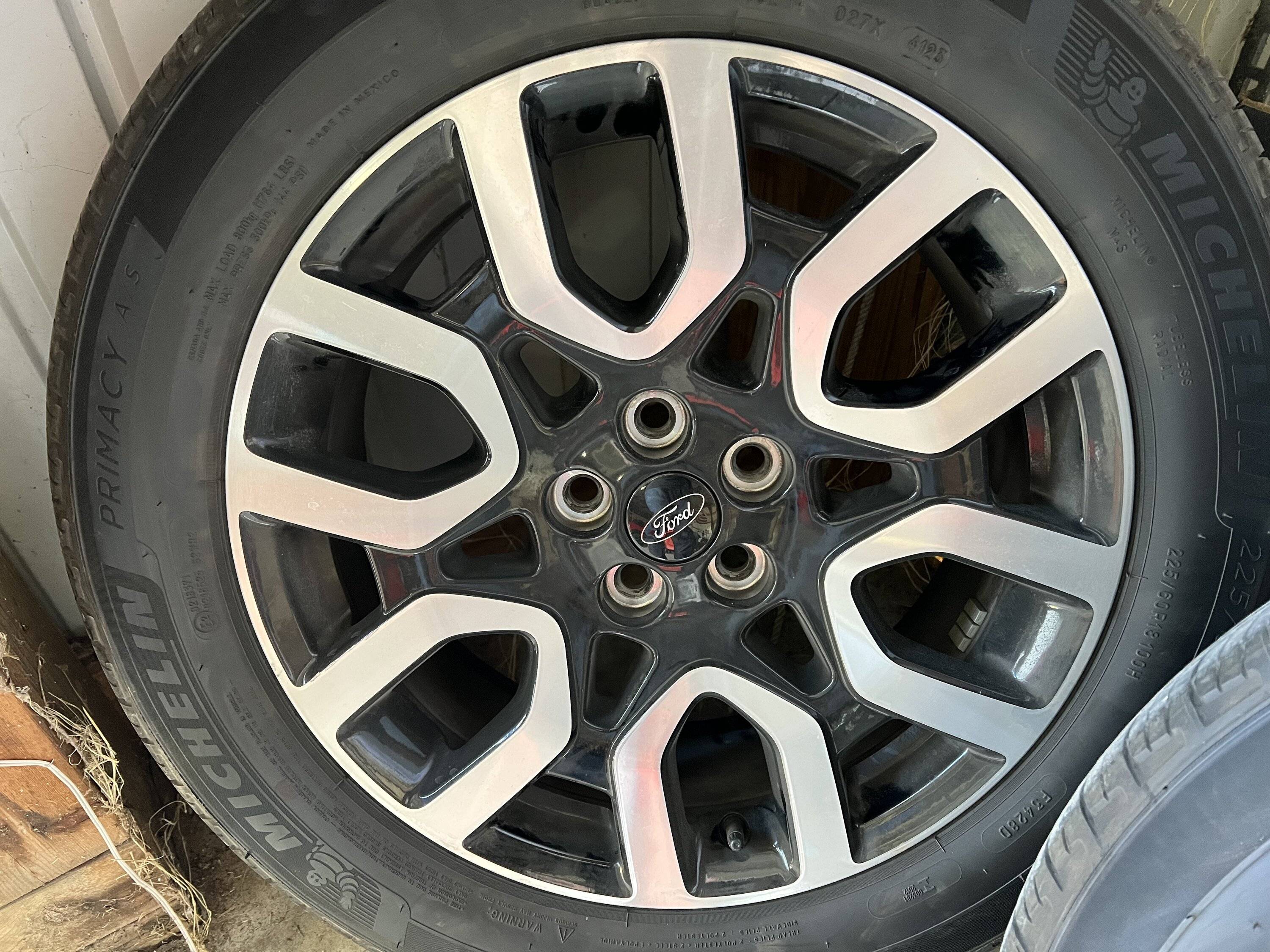 Ford Maverick OEM Lariat Wheels, Tires, TPMS - $800 - St.Louis IMG_1896