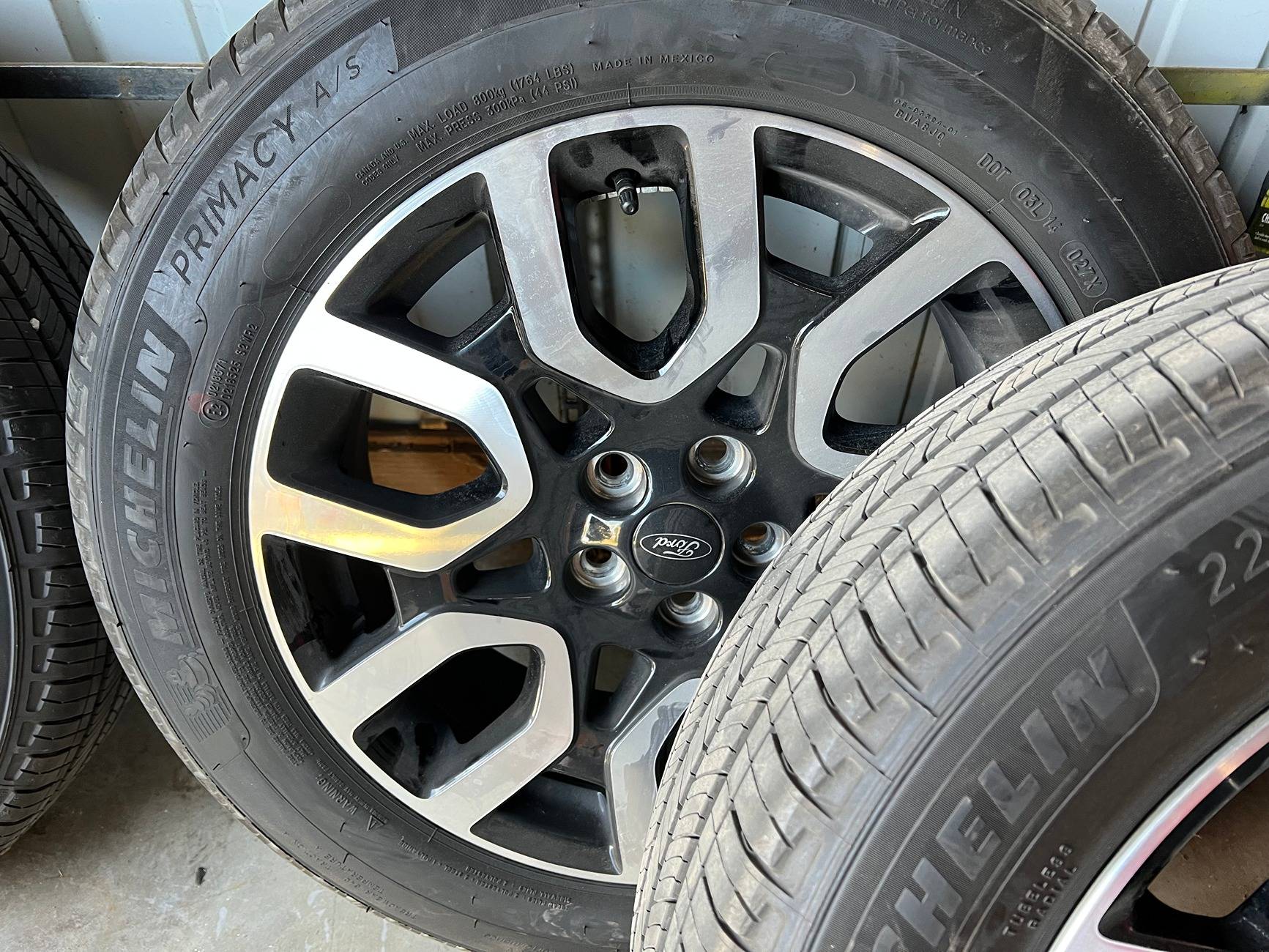 Ford Maverick OEM Lariat Wheels, Tires, TPMS - $800 - St.Louis IMG_1894
