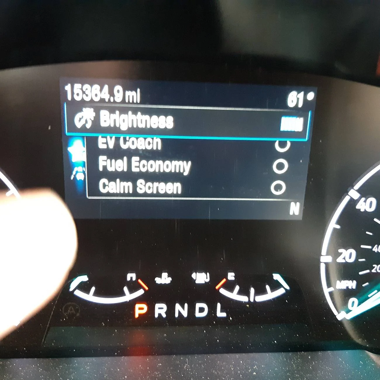 Ford Maverick Dim screen fix? 20241026_082815