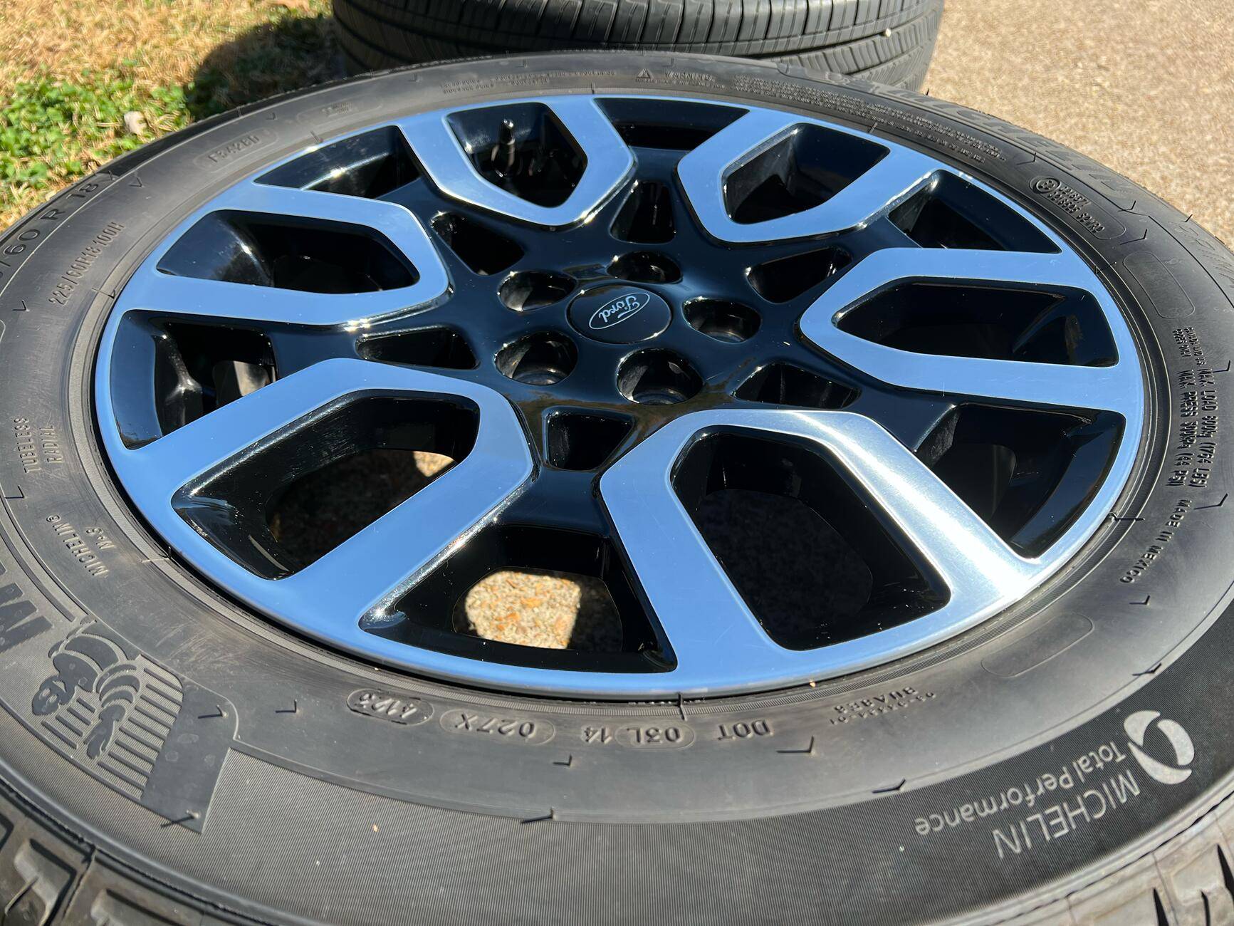 Ford Maverick OEM Lariat Wheels, Tires, TPMS - $800 - St.Louis tempImage51uxRw