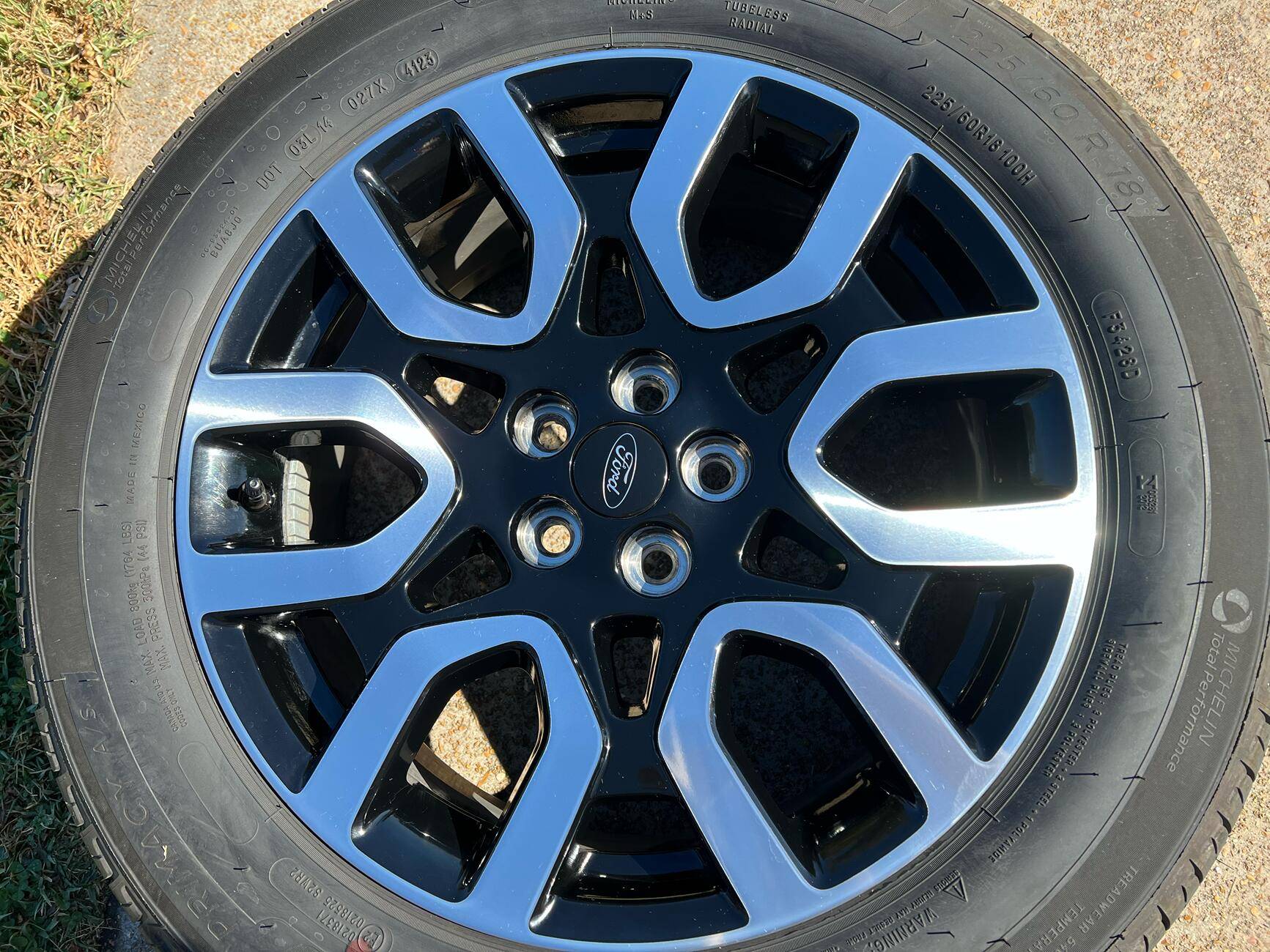 Ford Maverick OEM Lariat Wheels, Tires, TPMS - $800 - St.Louis tempImagekdY1NN