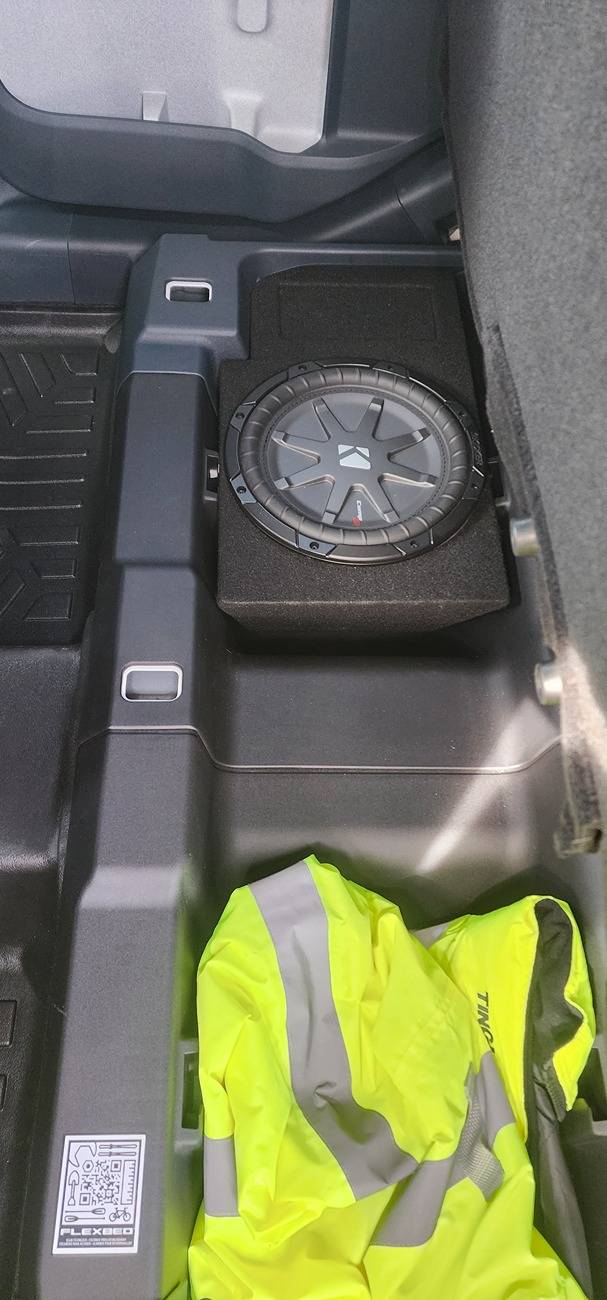 Ford Maverick The stock audio system is great, actually. Here's why. 20241028_115555