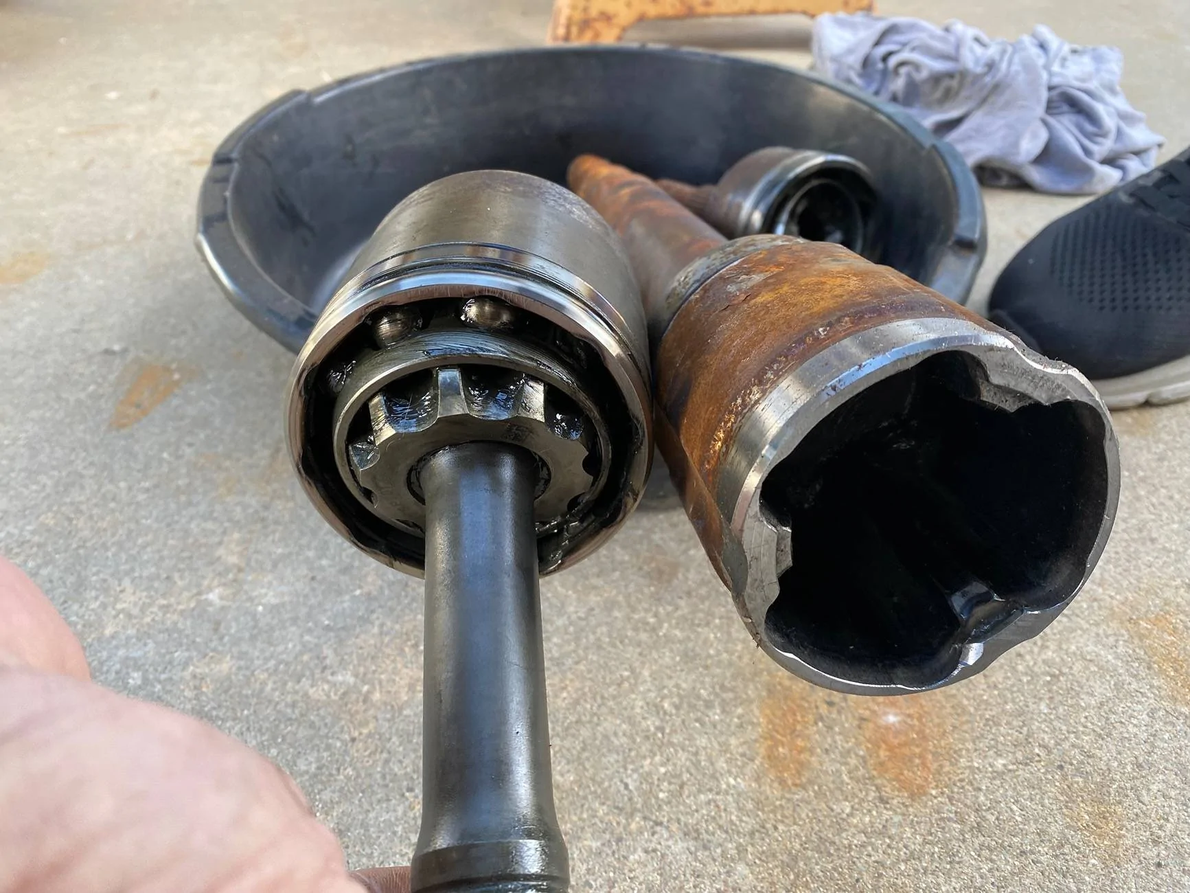 Ford Maverick Hybrid / standard CV vs. Tremor CV -- comparison photos IMG_4245