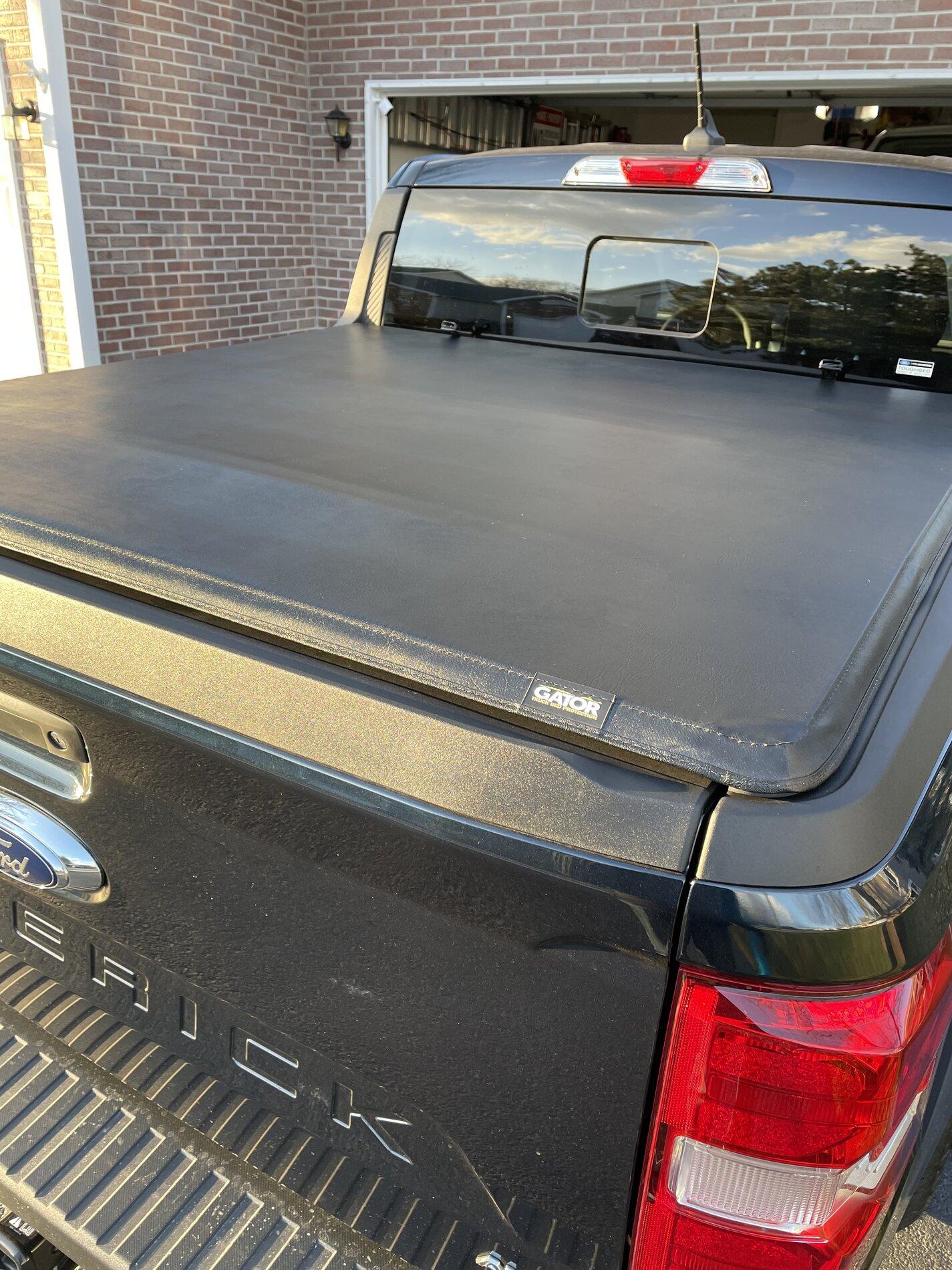 Ford Maverick Tonneau cover Gator SFX trifold AA0E620B-70ED-4DB2-979D-56A8976CC365
