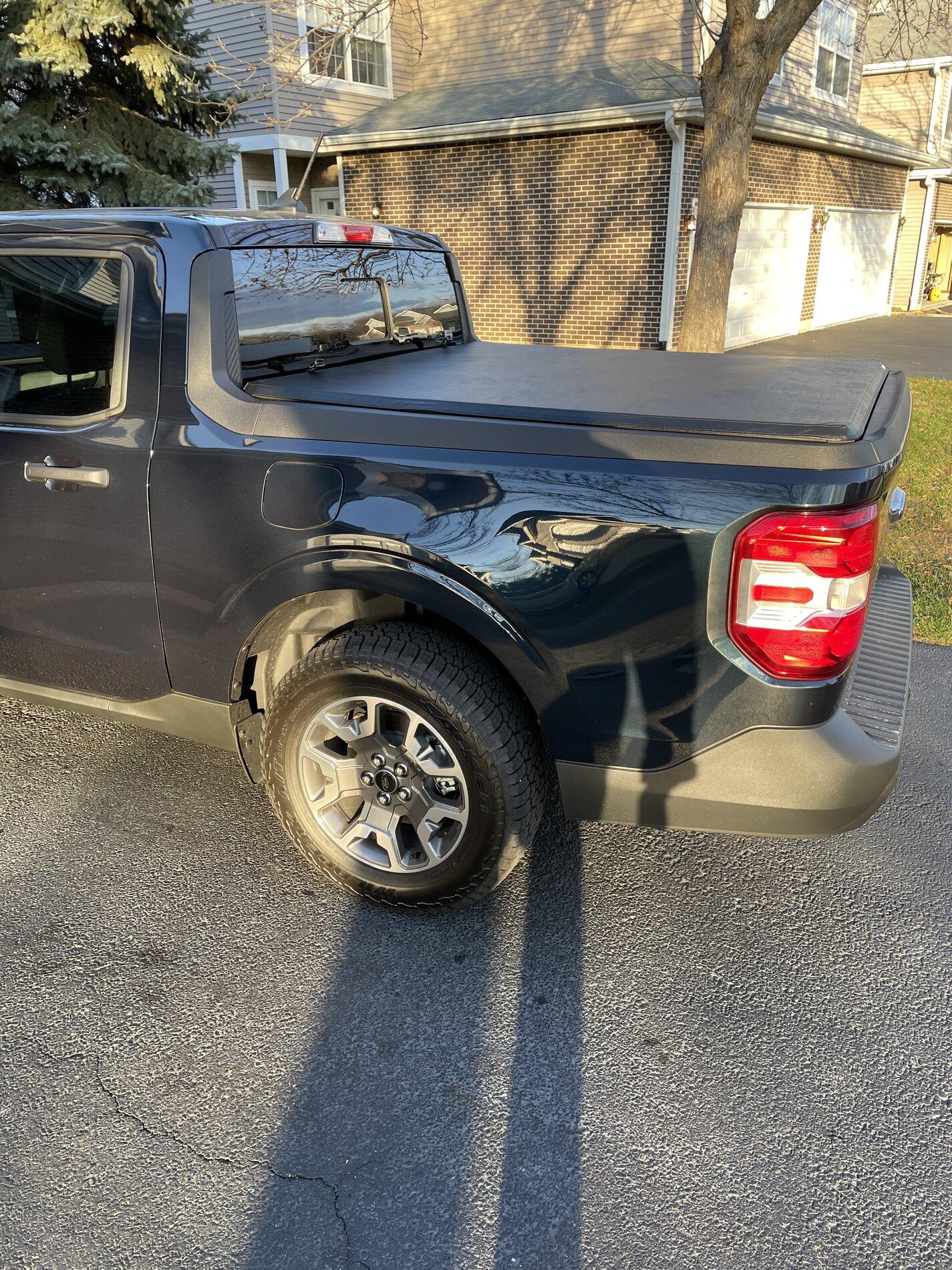 Ford Maverick Tonneau cover Gator SFX trifold F48568E5-1378-45CB-B147-B246FD304489