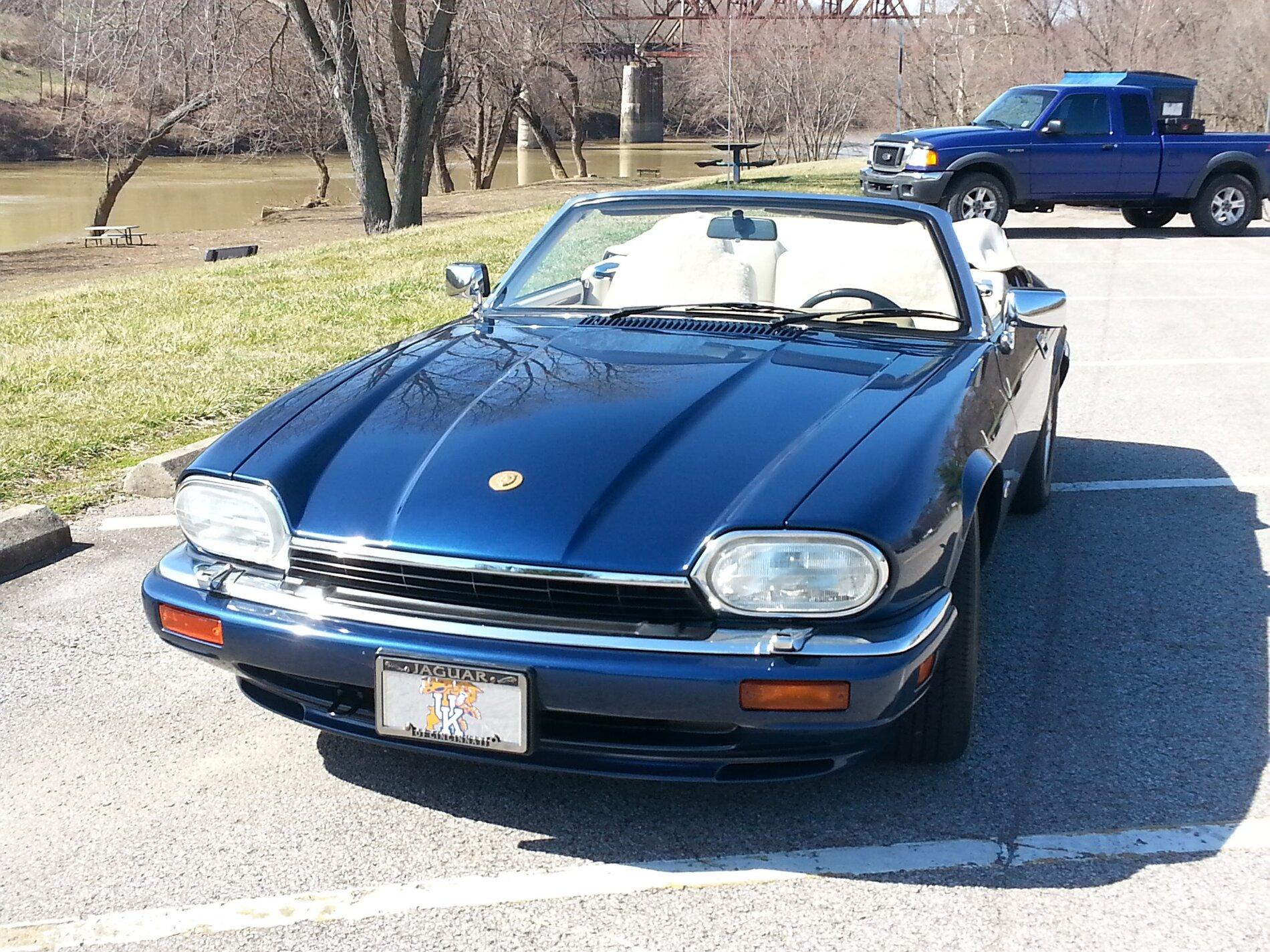 Ford Maverick Anyone order sunroof? Worth it? 20160308_140455