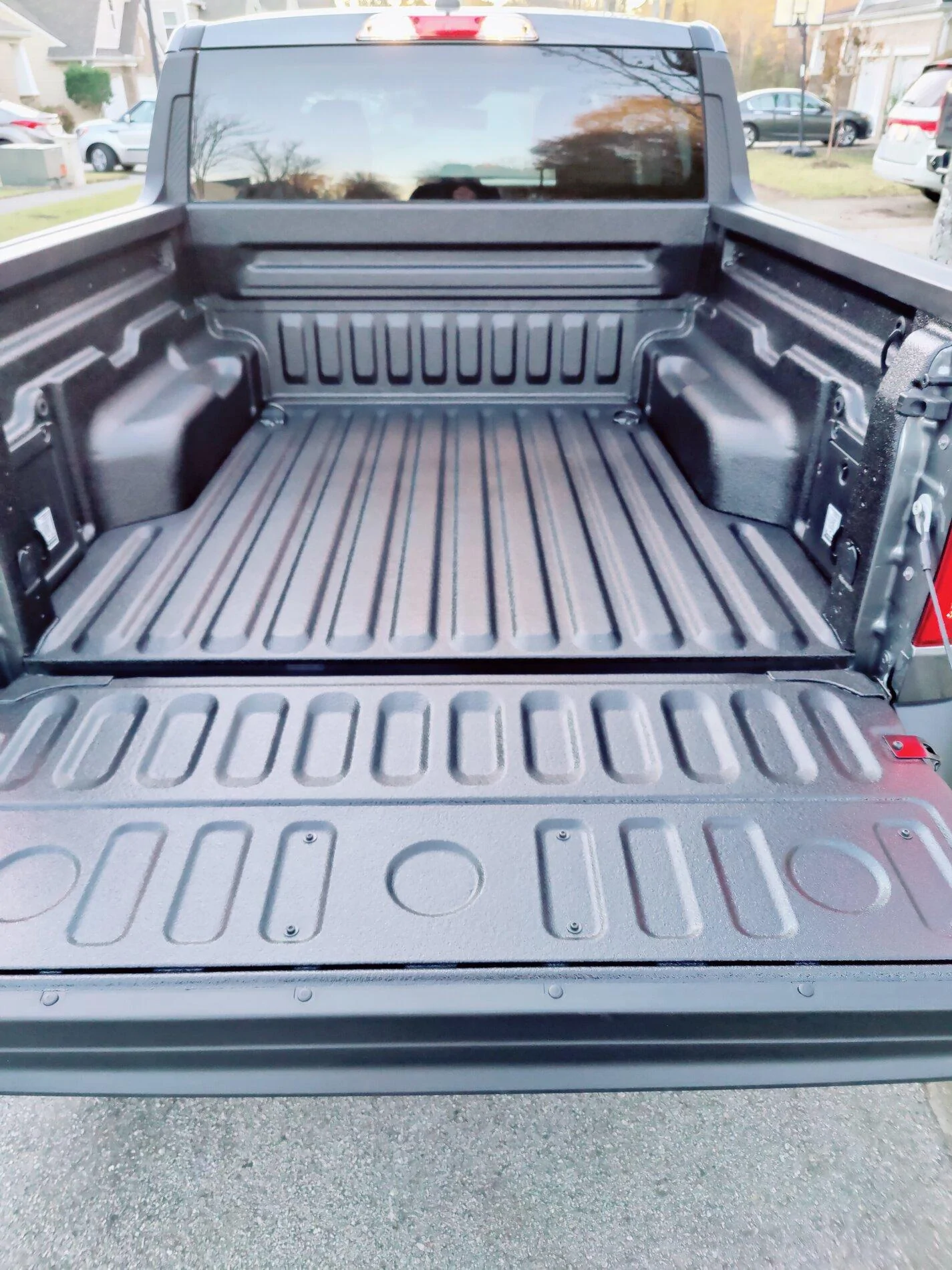 Ford Maverick Spray-in Liner finished by my dealer IMG_20211120_073619