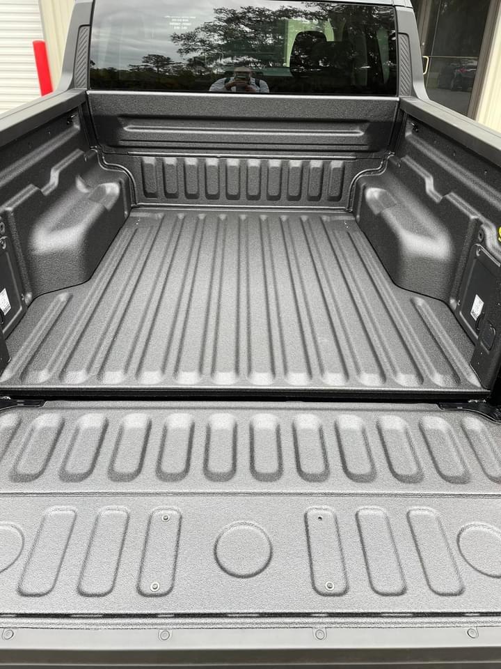 Ford Maverick Aftermarket Spray-in bedliner cost 03B15780-608B-4535-B7BD-04D145C77B17