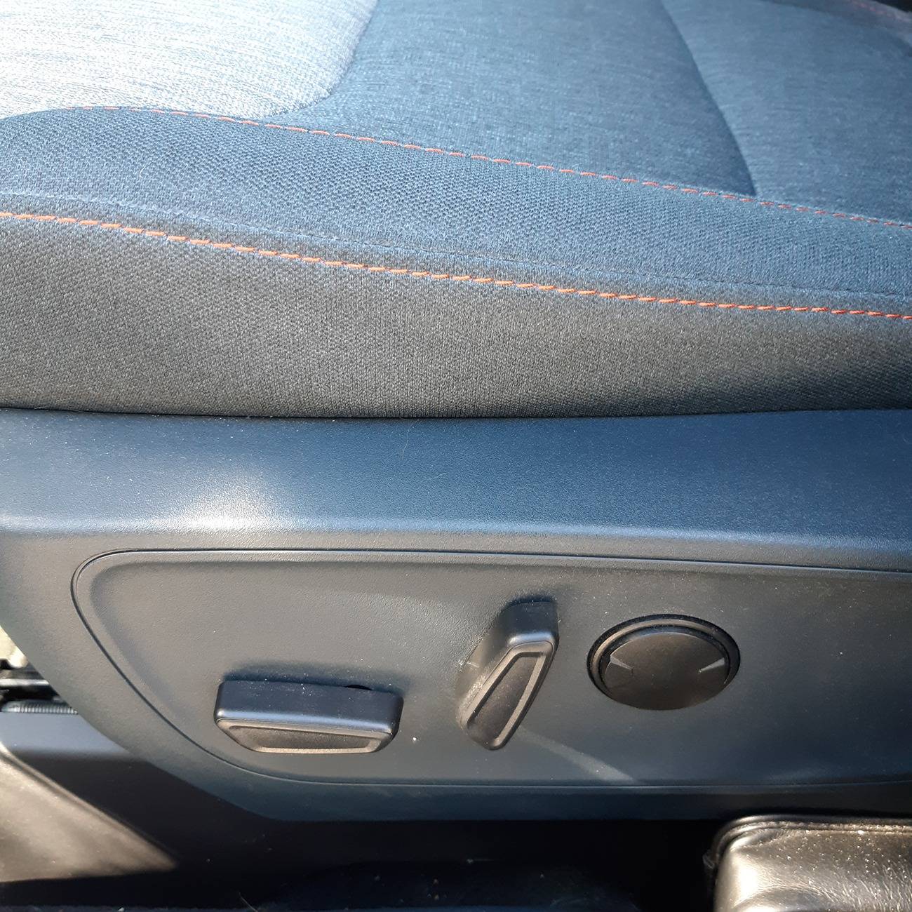 Ford Maverick seating difference between XLT and Lariat 20241103_125317