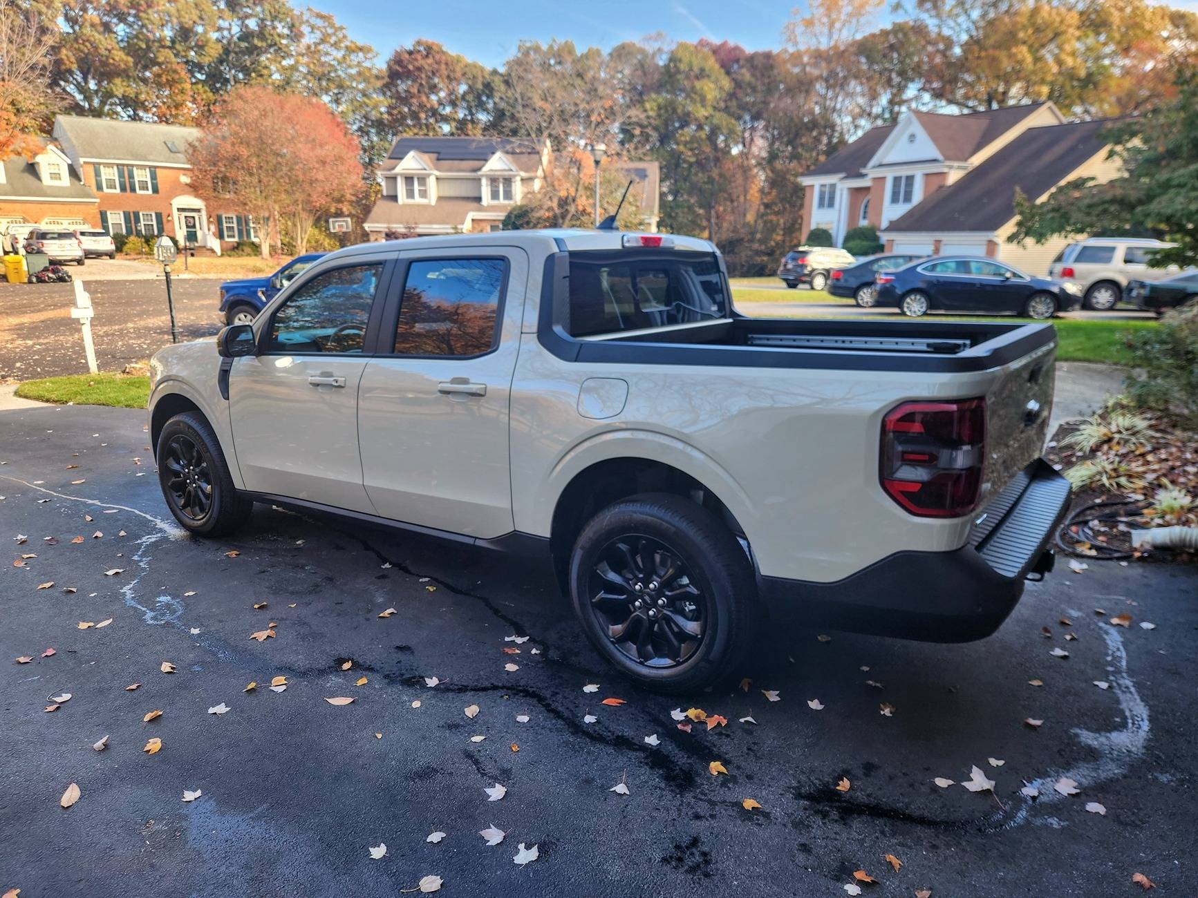 Ford Maverick Terrain color photos? 1000003655