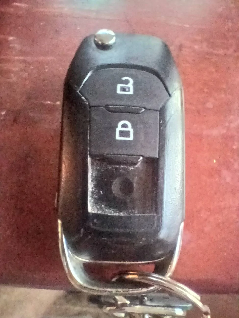 Ford Maverick Remove panic button from Maverick key fob (DIY how-to disassemble) 20241108_164857