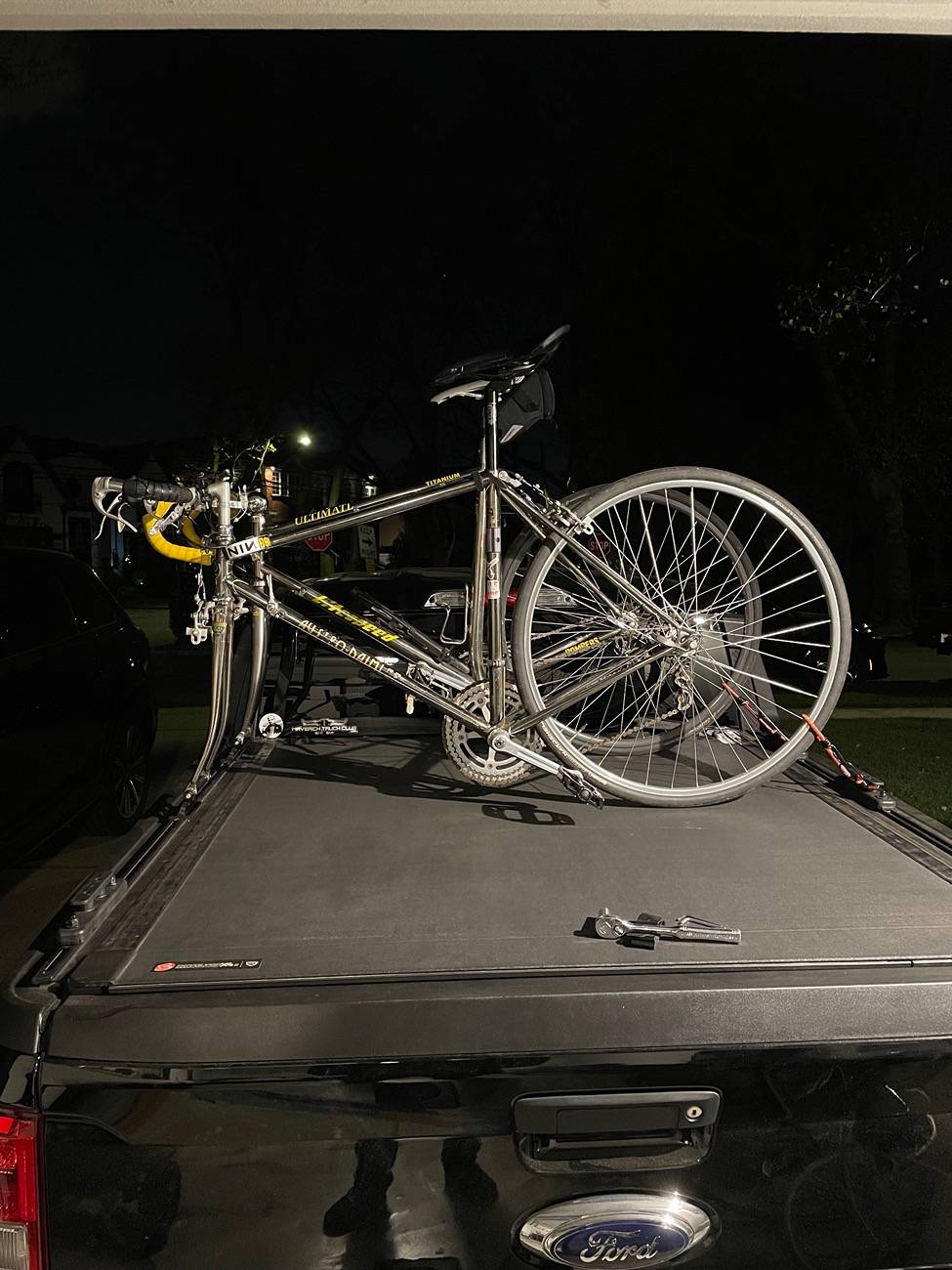 Ford Maverick New bike racking solution with rolling tonneau IMG_3459