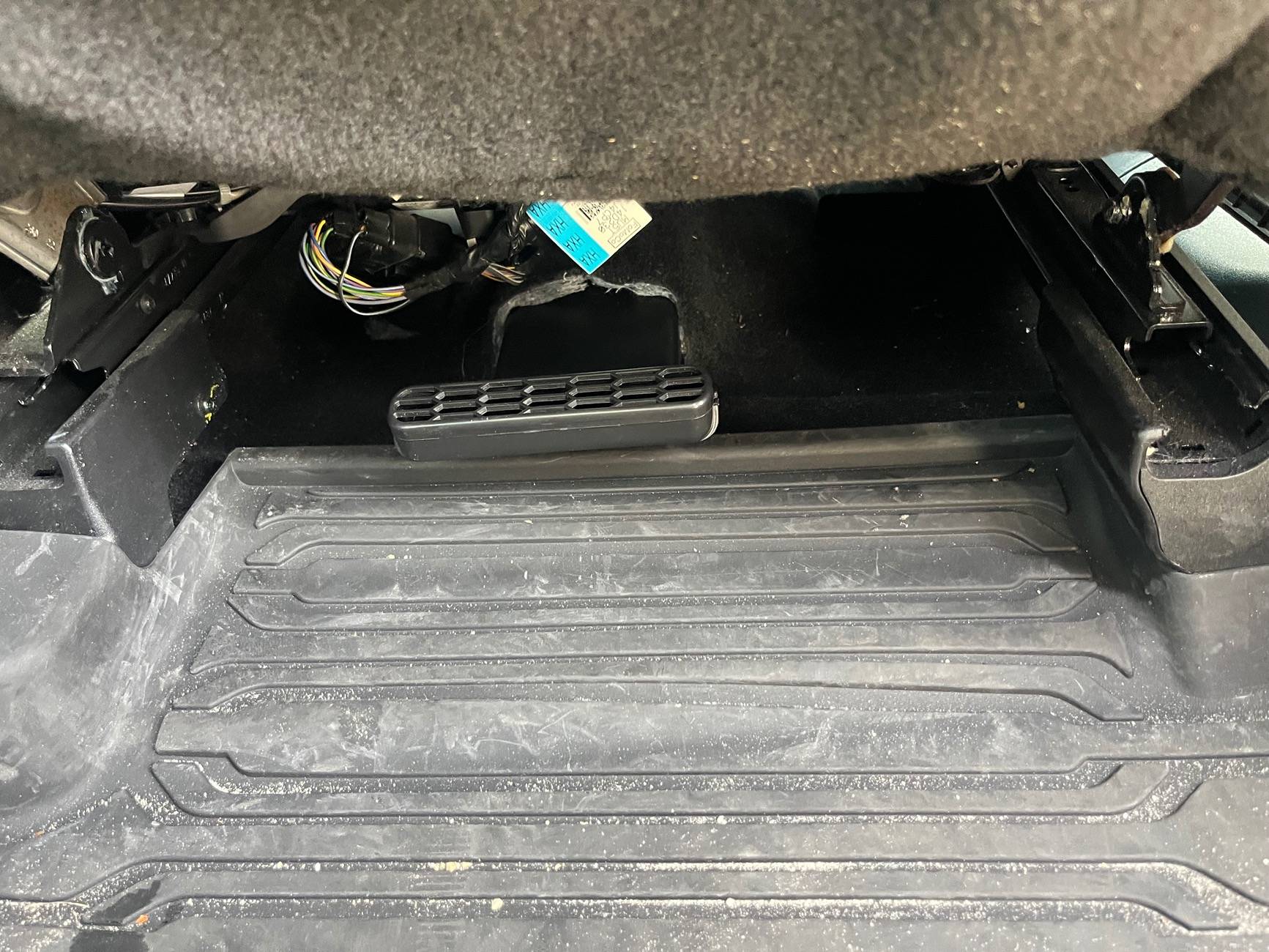 Ford Maverick Help Us Verify: Share Your Under Seat Vent Photos and Get a Gift IMG_3410