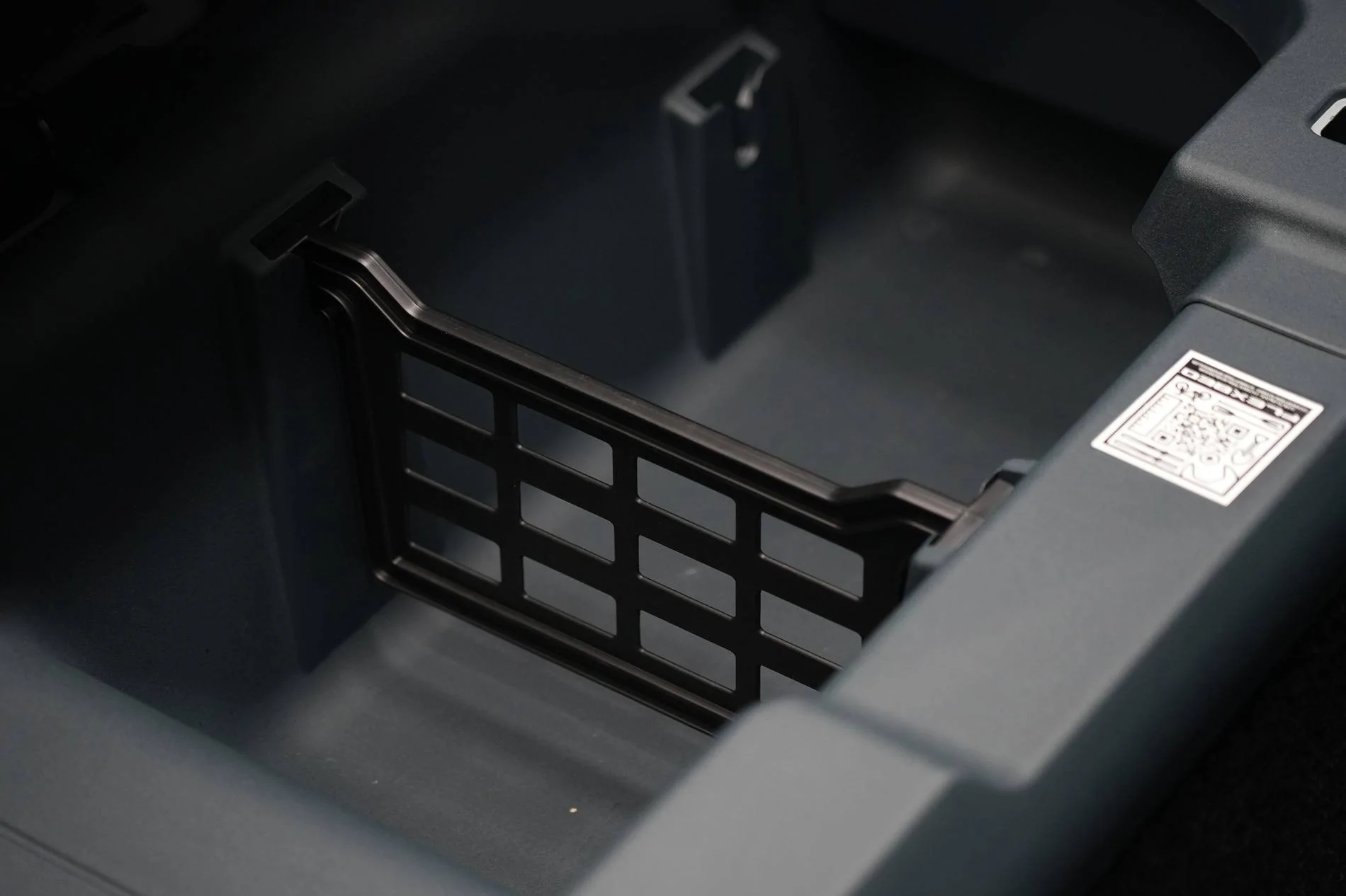 Ford Maverick MABETT| Rear Under Seat Dividers Available Now! DSC09793