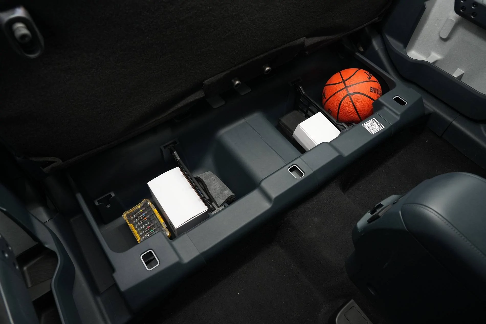 Ford Maverick MABETT| Rear Under Seat Dividers Available Now! DSC09898