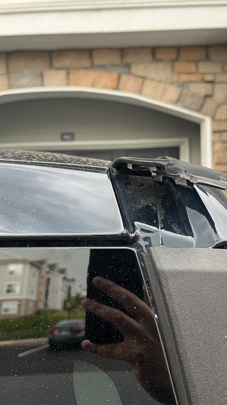 Ford Maverick Roof Molding Factory Defect IMG_3606