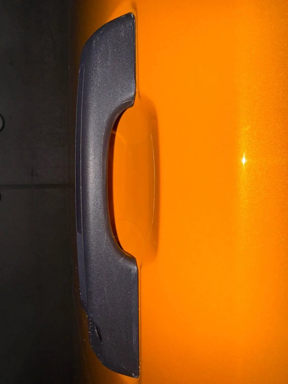 Ford Maverick Removing wax residue from black plastic trim? IMG_5561