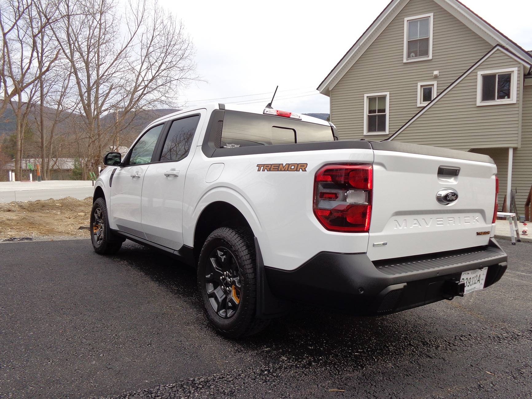 Ford Maverick Build Log: 2024 Lariat Tremor "Poundcake" DSC00673.JPG
