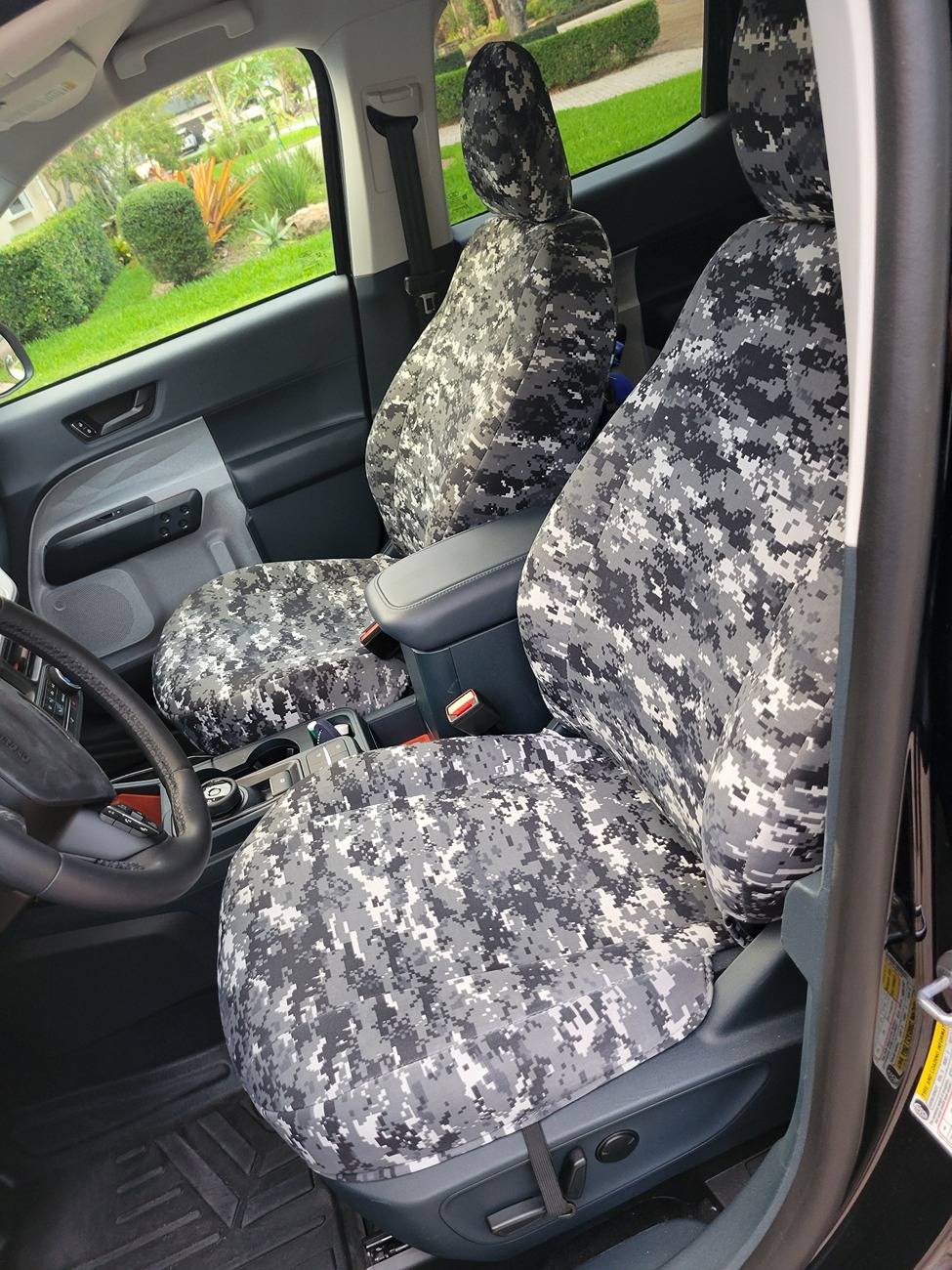 Ford Maverick Maverick custom fit front seat covers in "urban" camo 20240521_194806