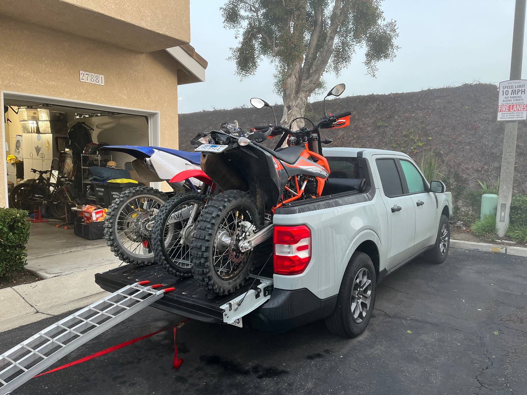 Ford Maverick Fitting 2 dirtbikes in the bed IMG_7490