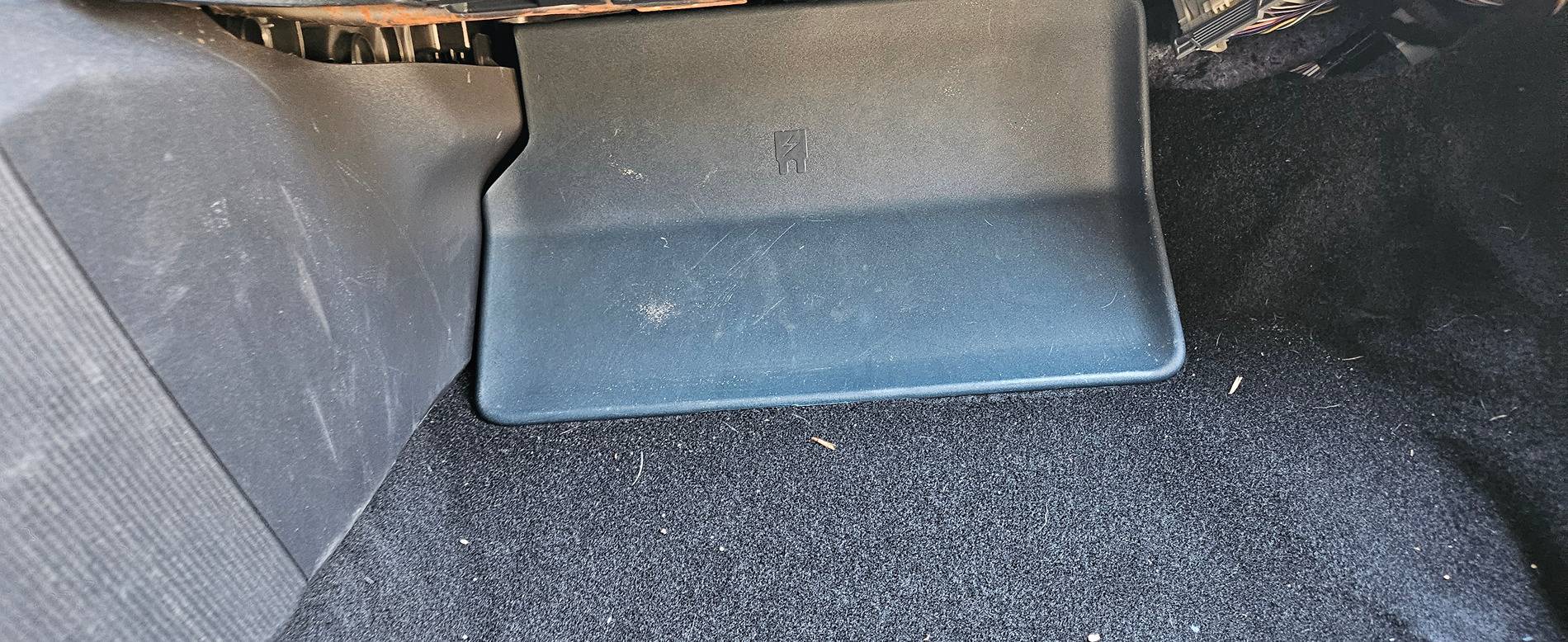 Ford Maverick Does your passenger side look like this? 20241202_122615