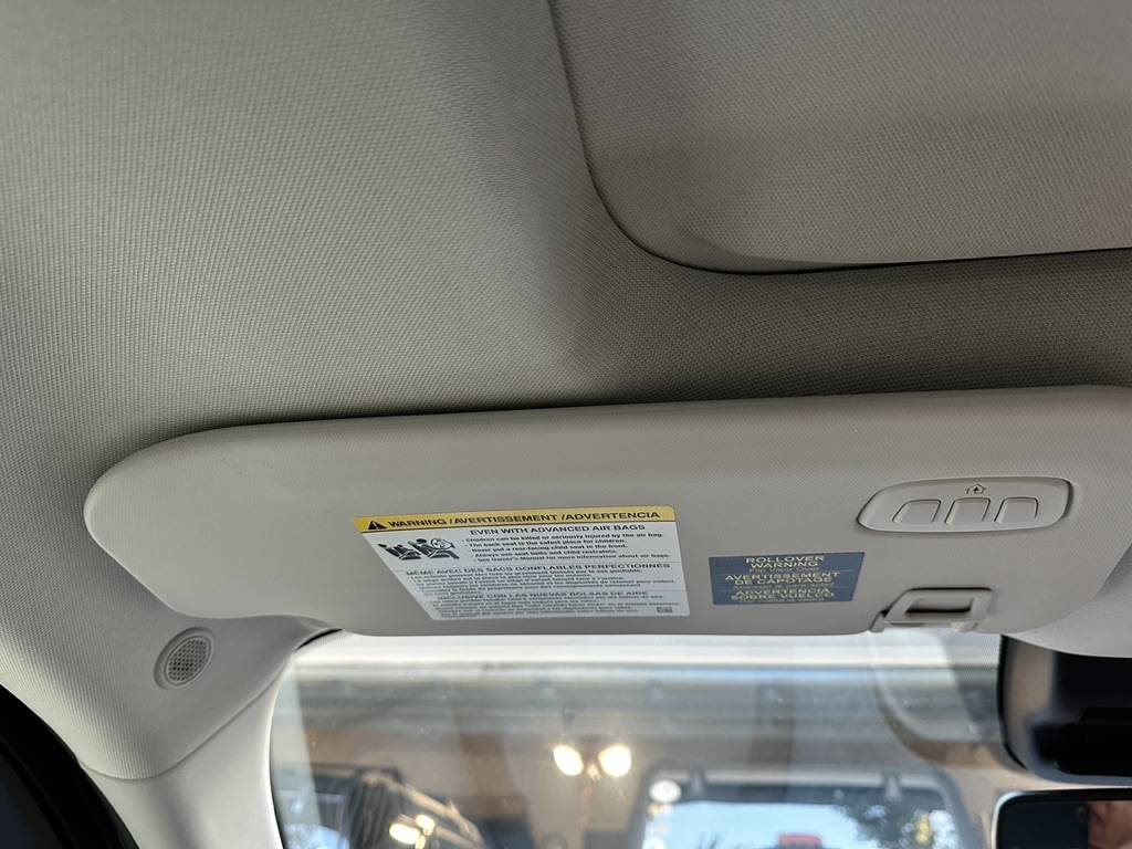 Ford Maverick Garage door opener DIY integrated install in overhead console (Maverick Lariat 2024) 771DBC66-76CE-47A2-A566-B10B04794EE6_1_105_c