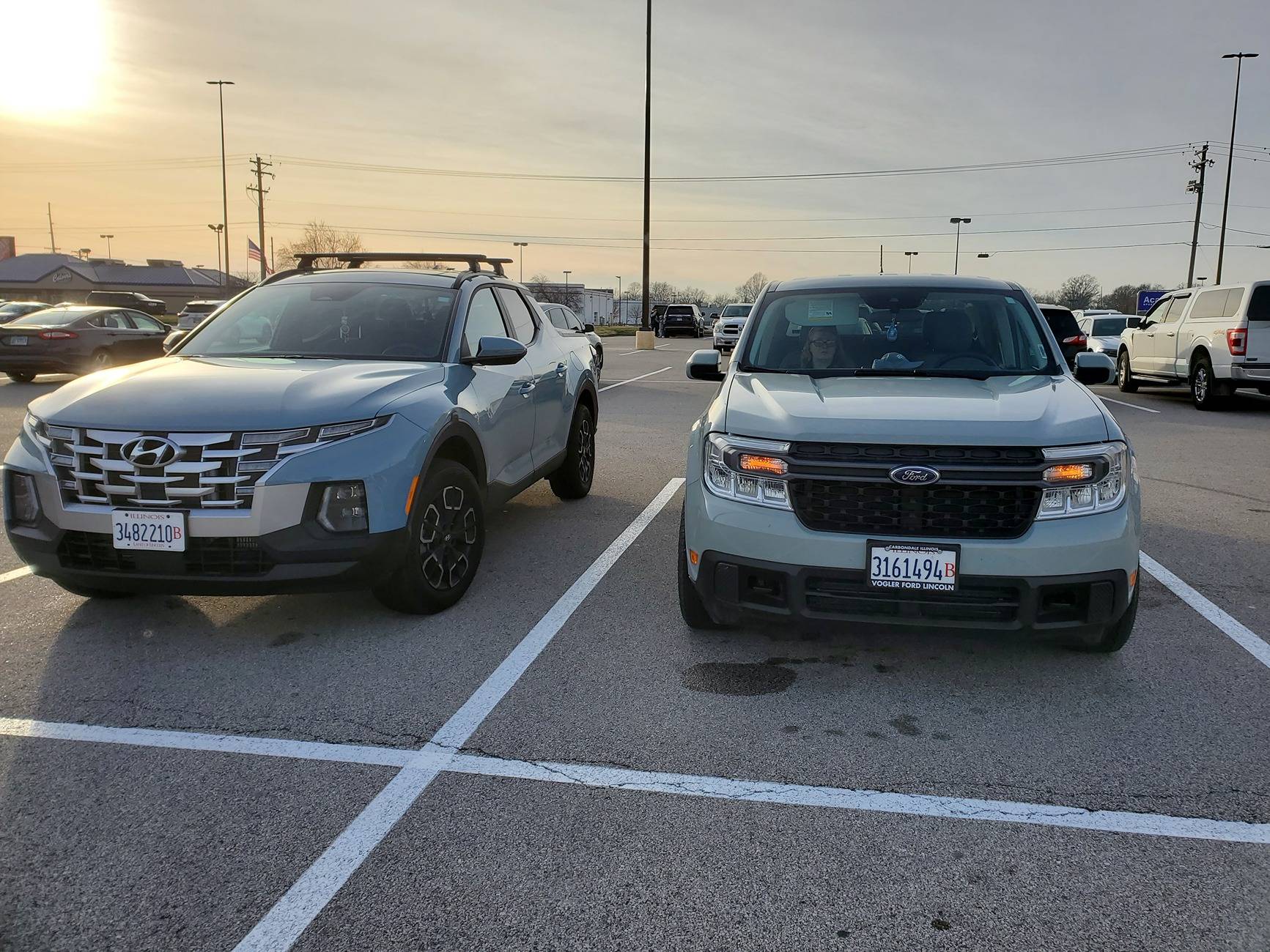 Ford Maverick Post your Maverick next to ridiculously large trucks - photos thread 20230114_153922