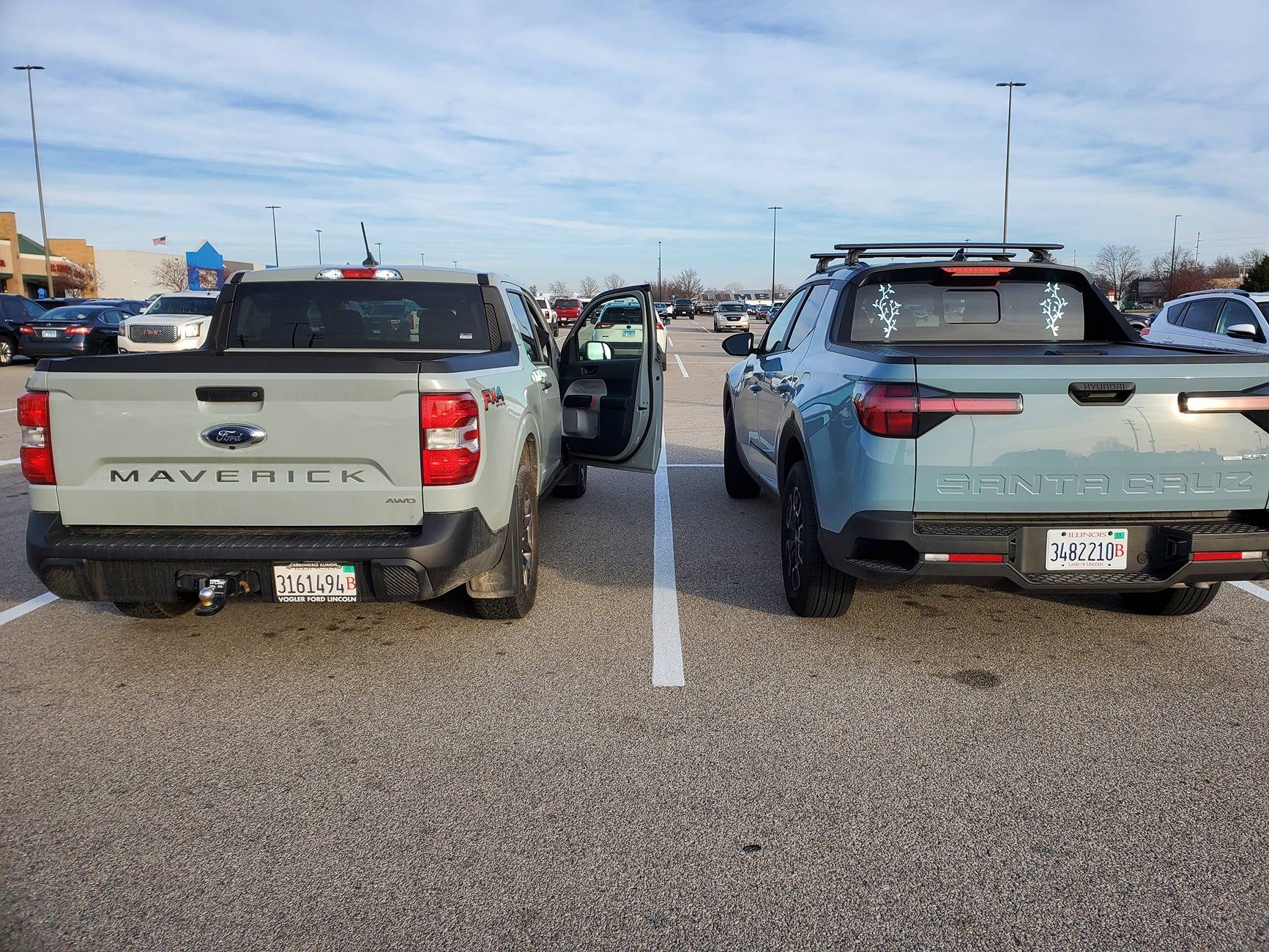 Ford Maverick Post your Maverick next to ridiculously large trucks - photos thread 20230114_153938