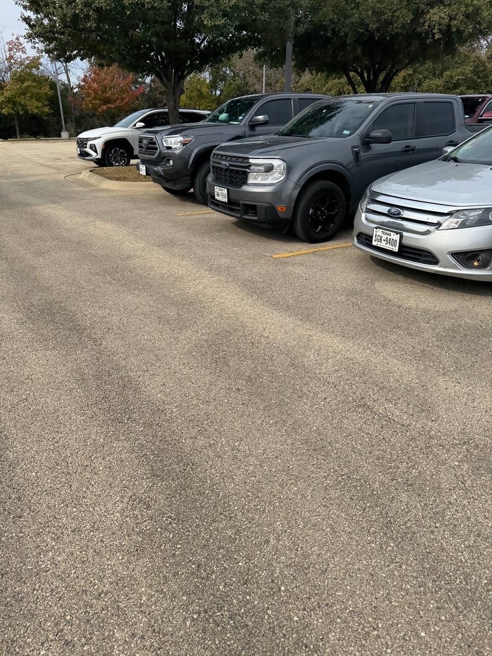 Ford Maverick Post your Maverick next to ridiculously large trucks - photos thread IMG_4959