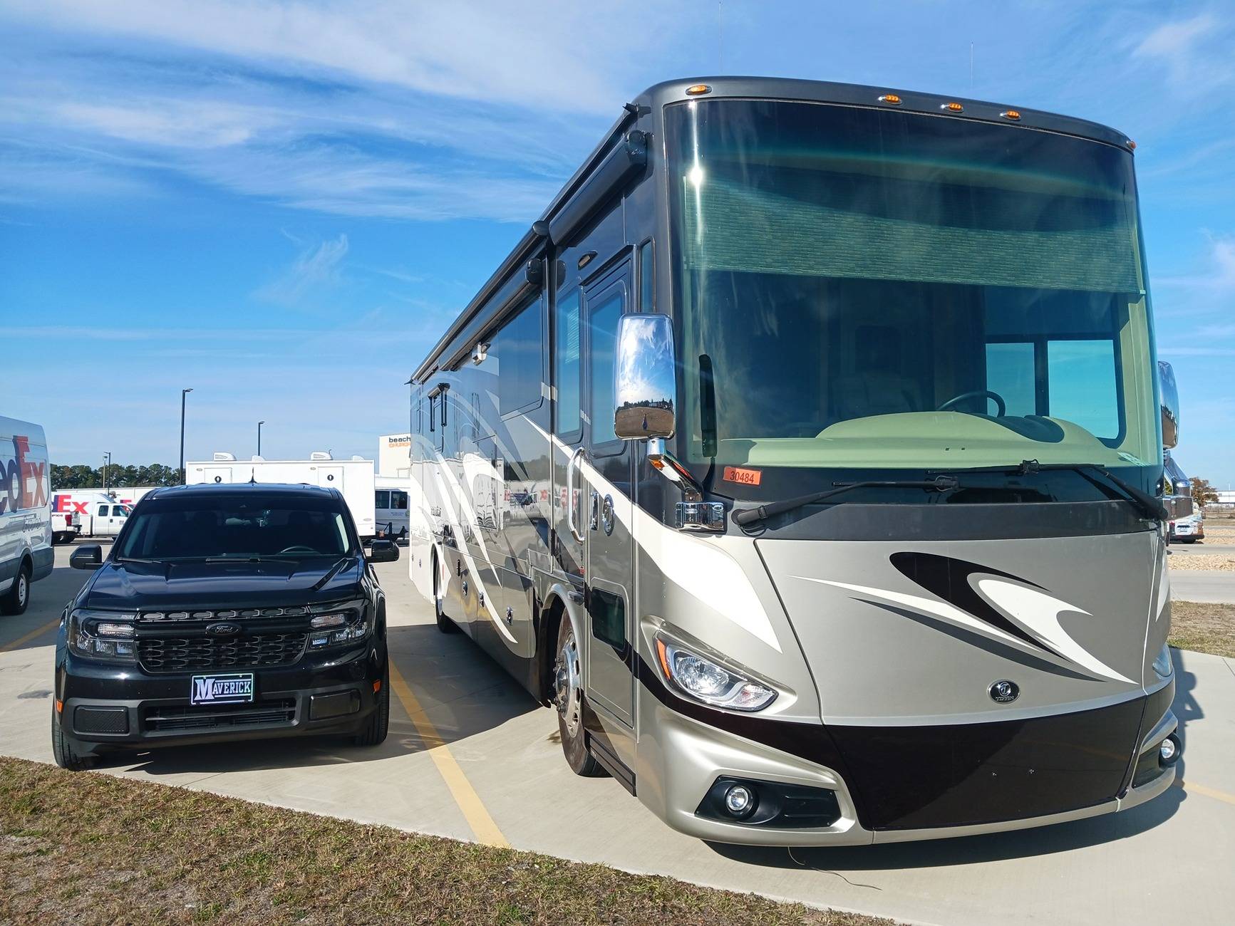 Ford Maverick Post your Maverick next to ridiculously large trucks - photos thread 20241213_135538