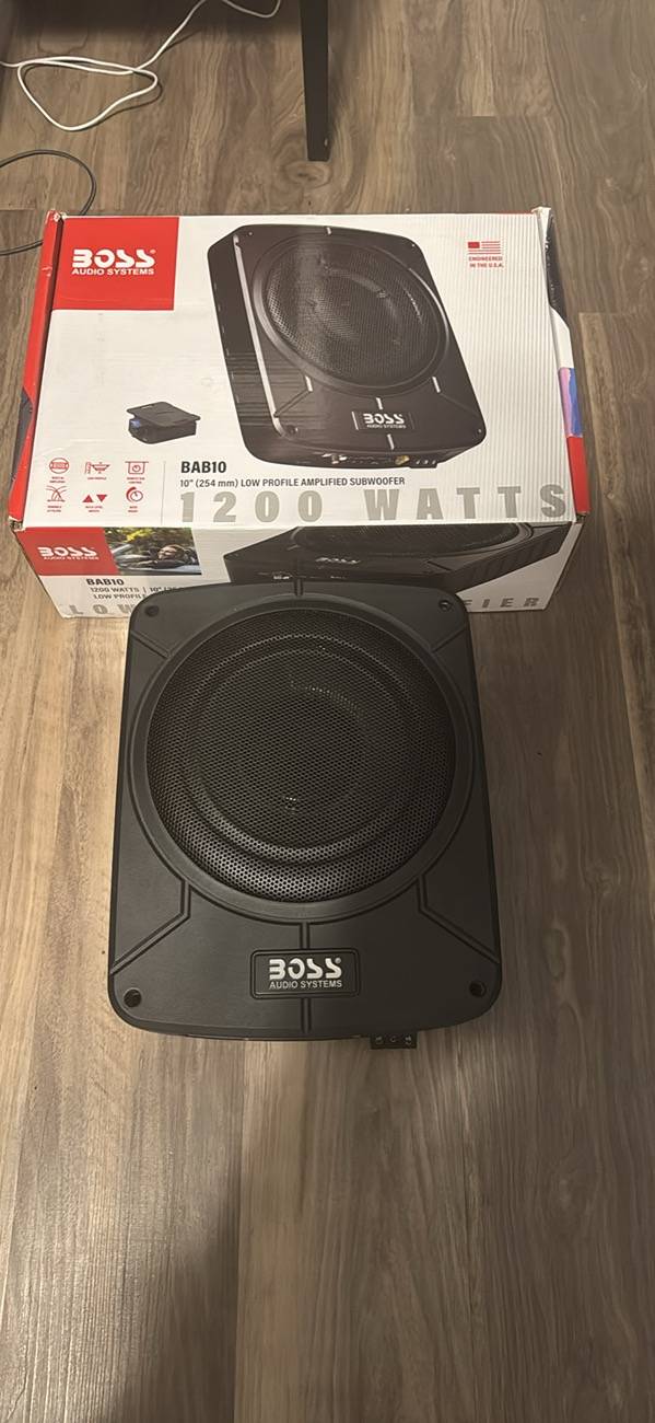 Ford Maverick Boss Audio 1200w 10” Amplified Subwoofer 2351C3CF-902A-4D6E-B9E2-42070B319BE2
