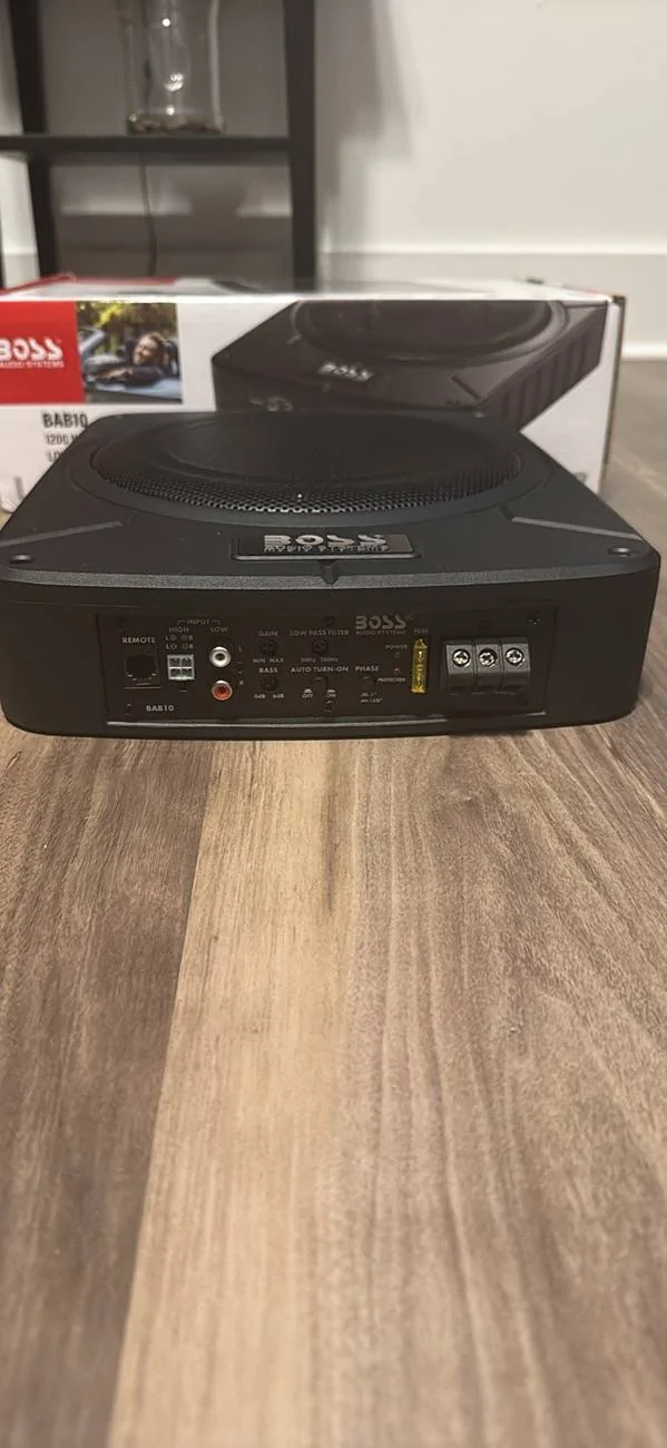 Ford Maverick Boss Audio 1200w 10” Amplified Subwoofer CE682C0D-41F3-43A3-8D61-76E3852FD539