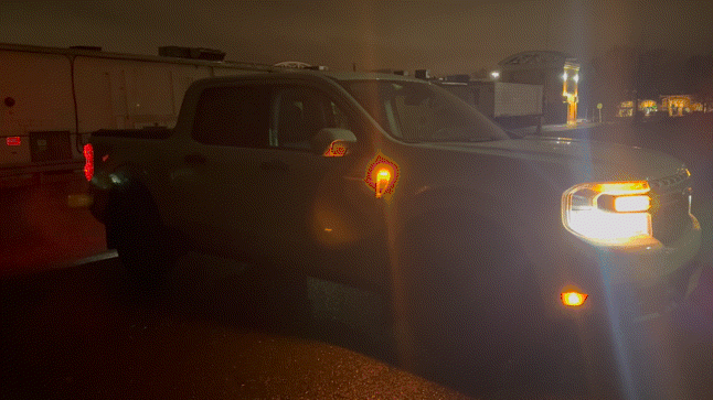 Ford Maverick 💡 Converting the Maverick side badge to a signal lamp light -- DIY how-to and result video [night video added] IMB_BPD6x4
