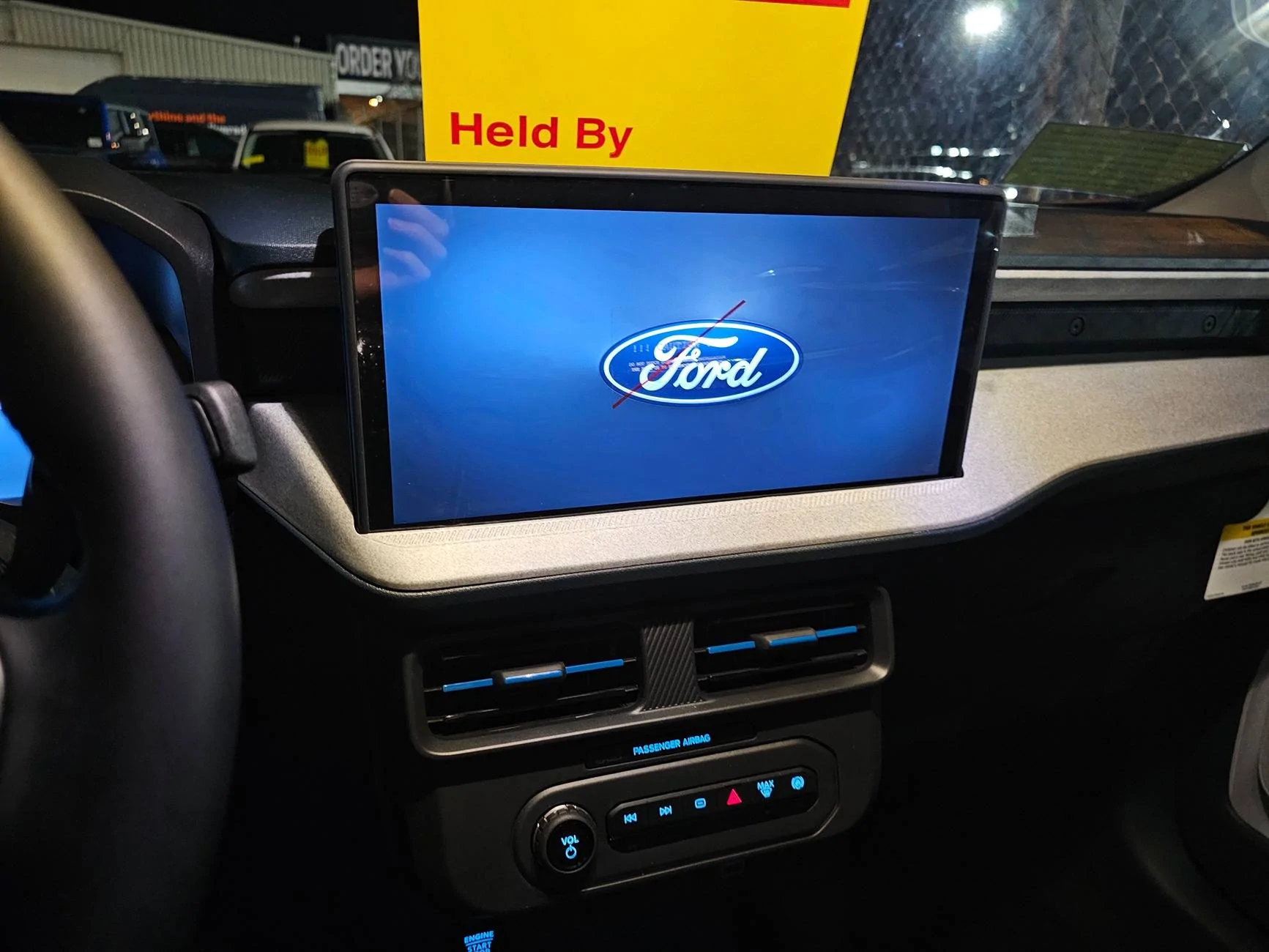 Ford Maverick 2025 built status 20241219_191138