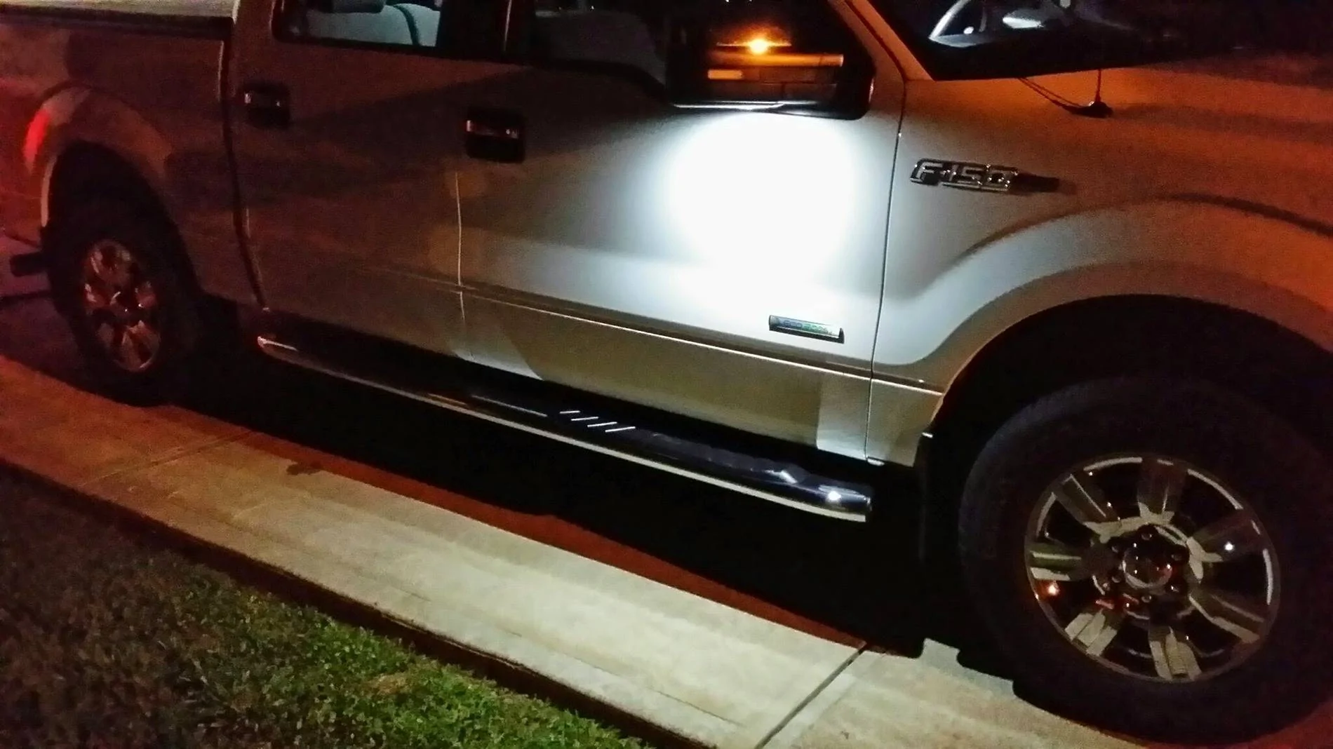 Ford Maverick Interior Ambient / Mood Lighting and Puddle Lights 20140616_000452