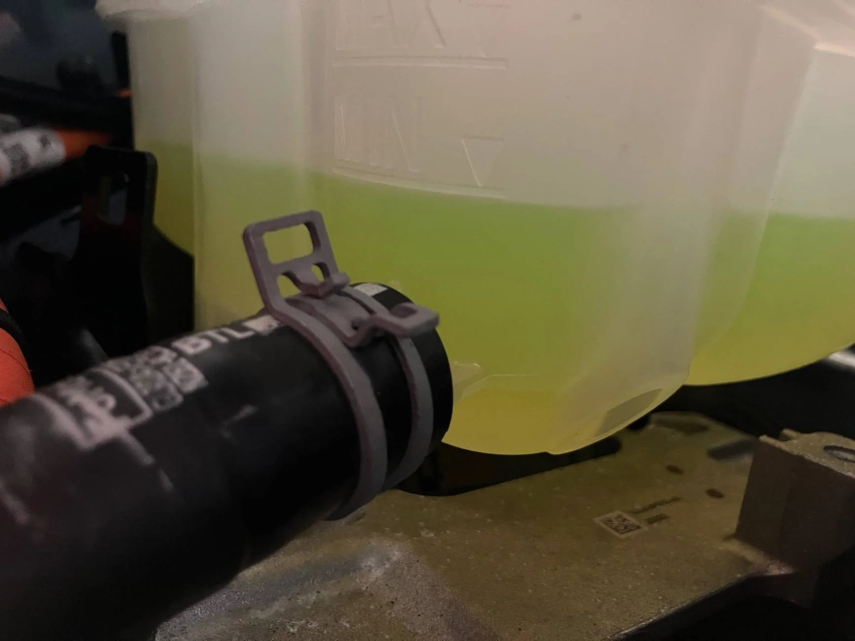 Ford Maverick 2023 Hybrid : antifreeze needs 1 cup refill every 6 months IMG_3248