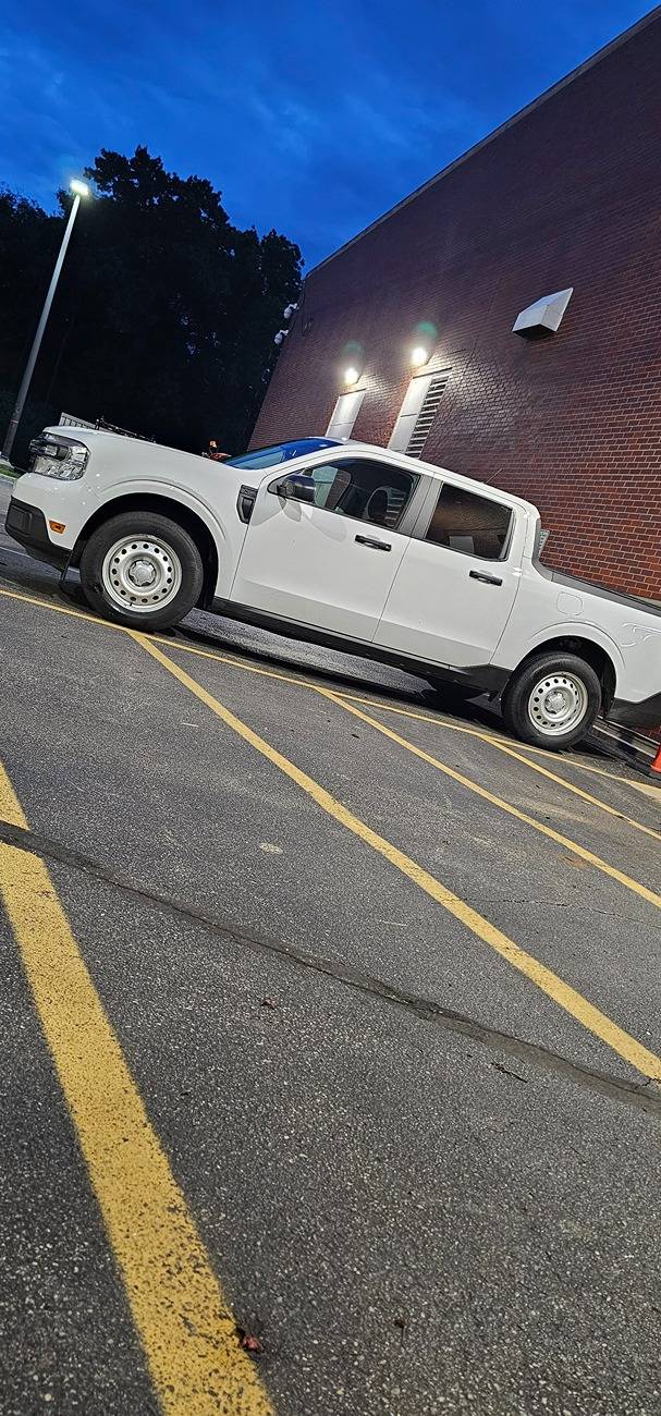 Ford Maverick Went from XL stocks to ATs and yikes. 20240528_212127