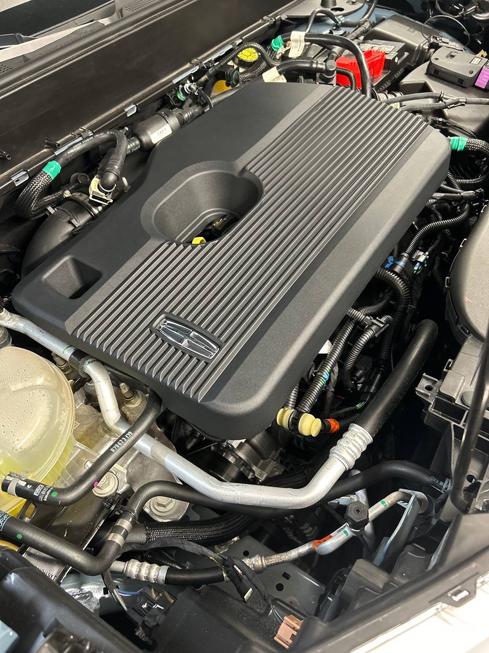 Ford Maverick Re-badged Lincoln Engine Cover IMG_1523