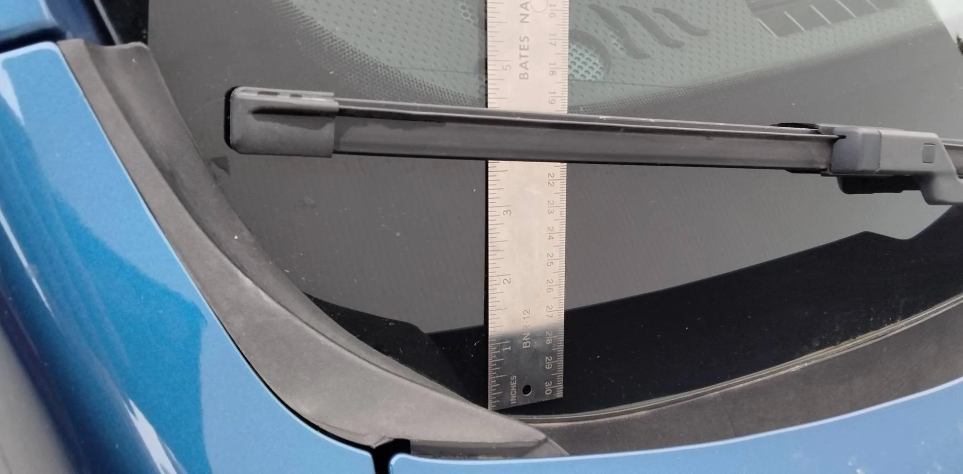 Ford Maverick Wipers- dislike and fix. One of my pet peeves. IMG_20241226_084610
