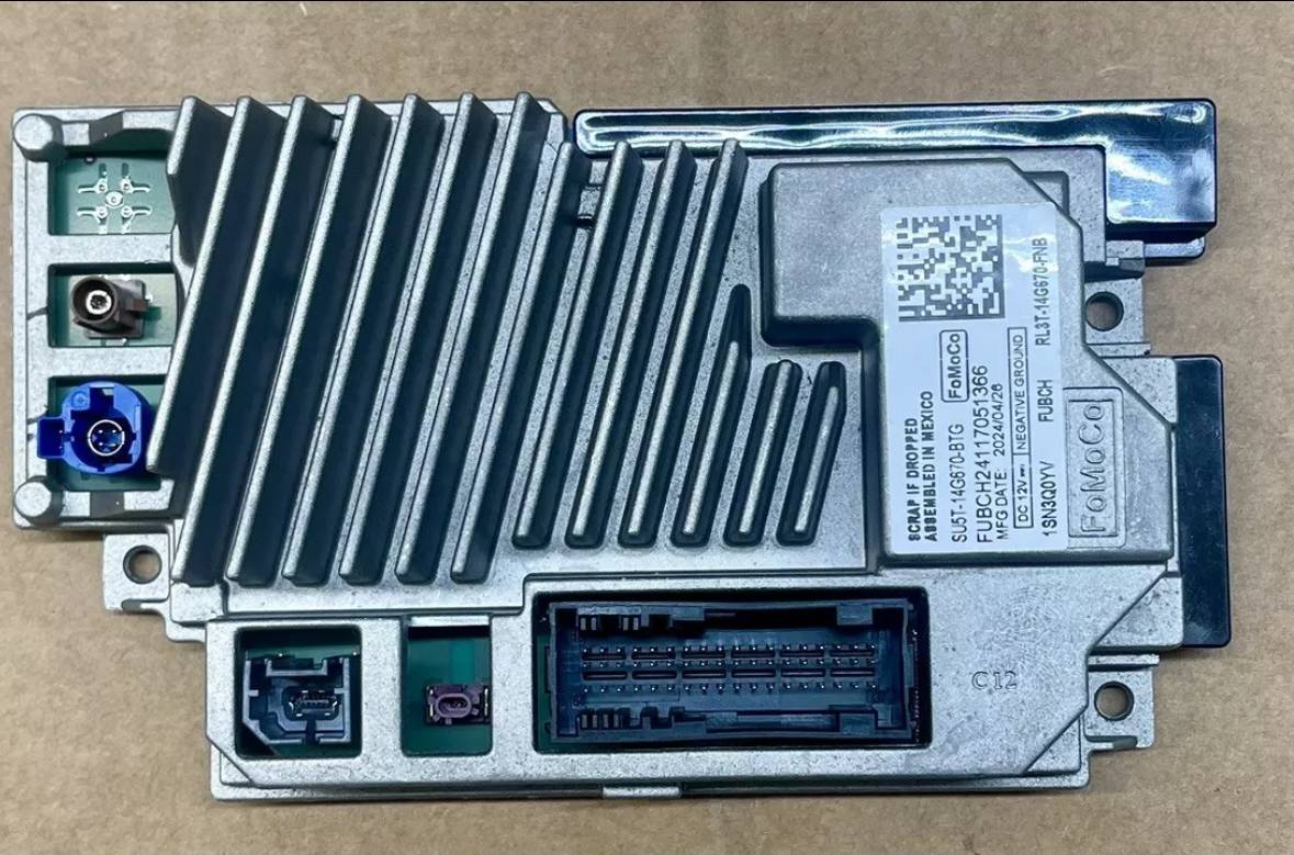 Ford Maverick Sync4 APIM and 13.2" Screen Installation Guide (Lariat Models) IMG_0545