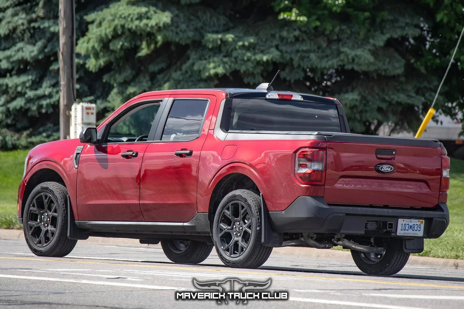 Ford Maverick Ruby Red Metallic 2025 Maverick first look at dealer! Hybrid AWD model -grille-2025-maverick-xlt-hot-pepper-red-9-jpg-jpg