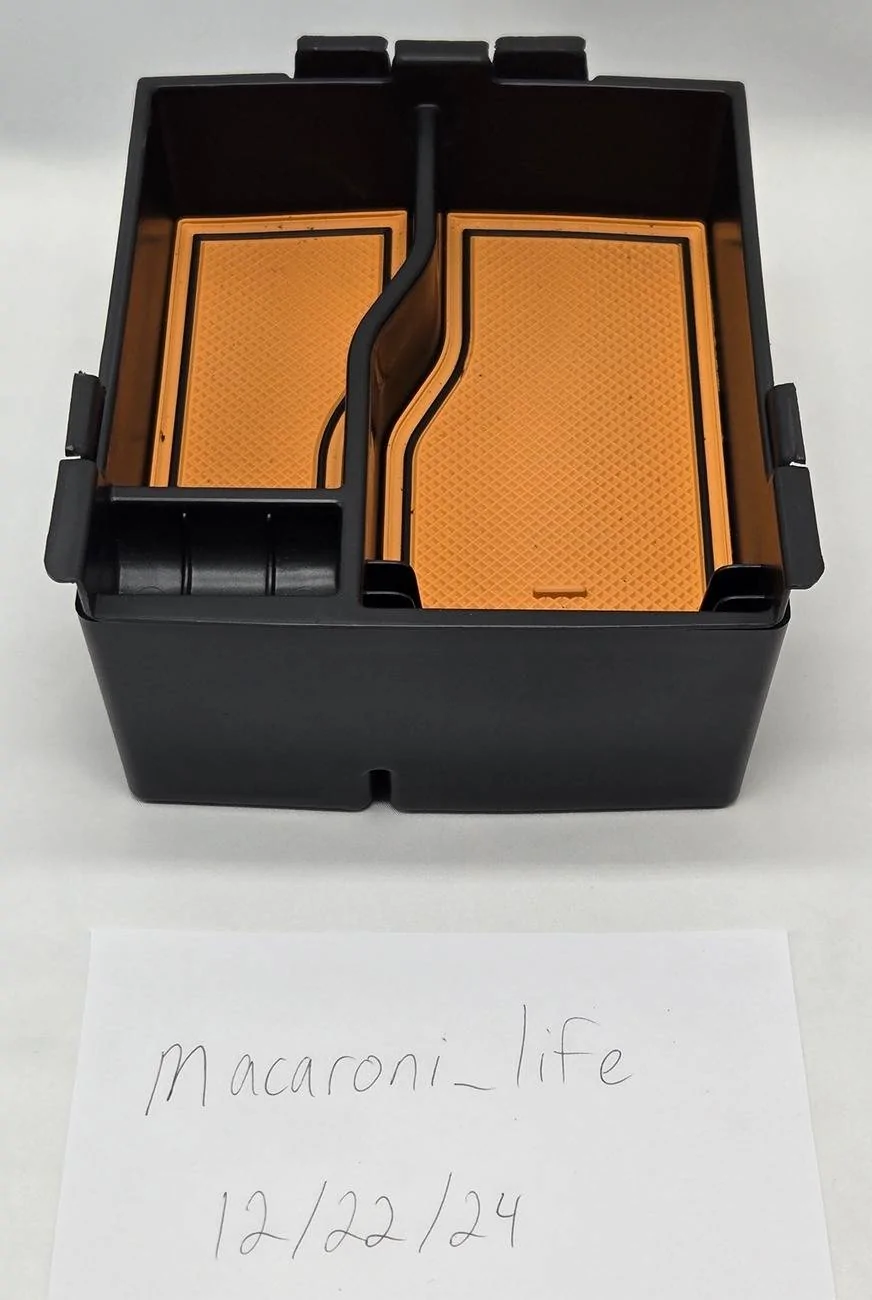 Ford Maverick FS: Muslogy dual level center console organizer tray (light brown) 2024-12-22 12.04.36