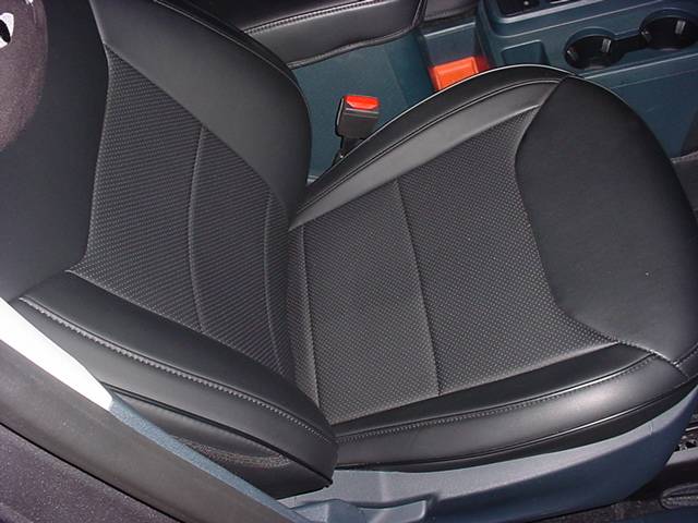 Ford Maverick front seat covers DSC08076.JPG