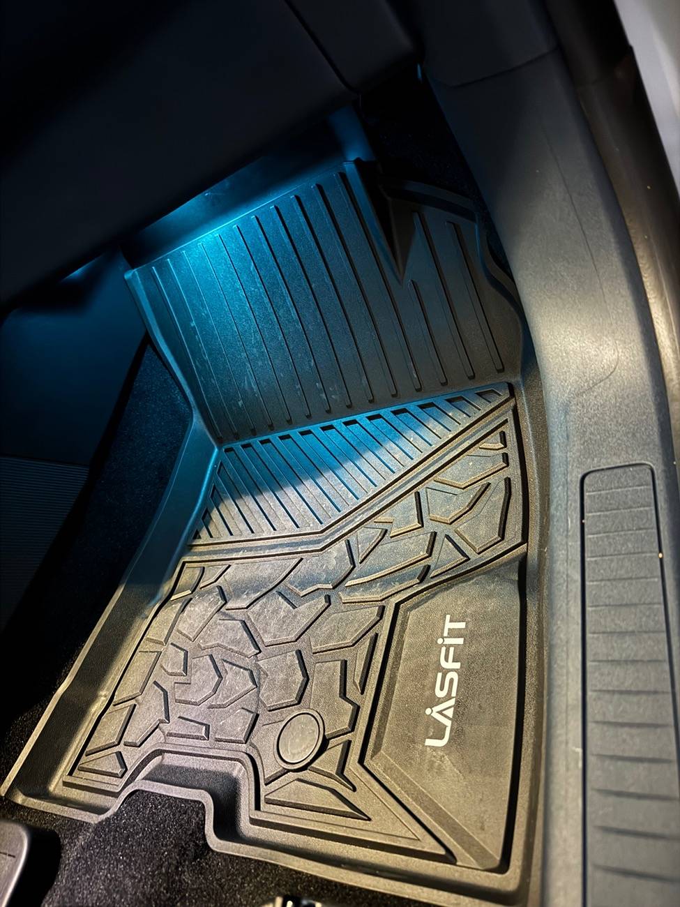 Ford Maverick LASFIT Floor-liners and Bed Mat Installed on my 2025! IMG_2785