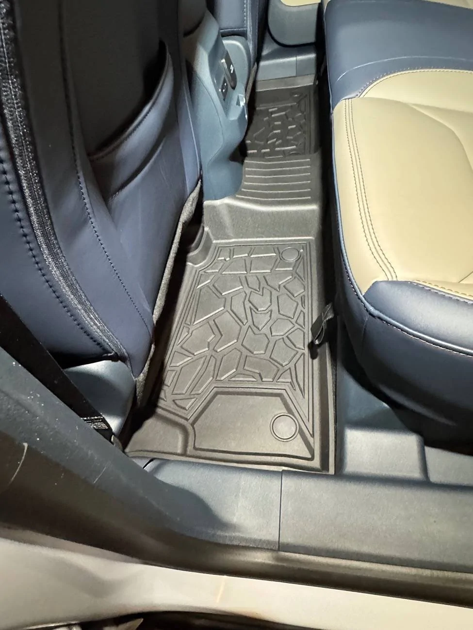 Ford Maverick LASFIT Floor-liners and Bed Mat Installed on my 2025! IMG_2775