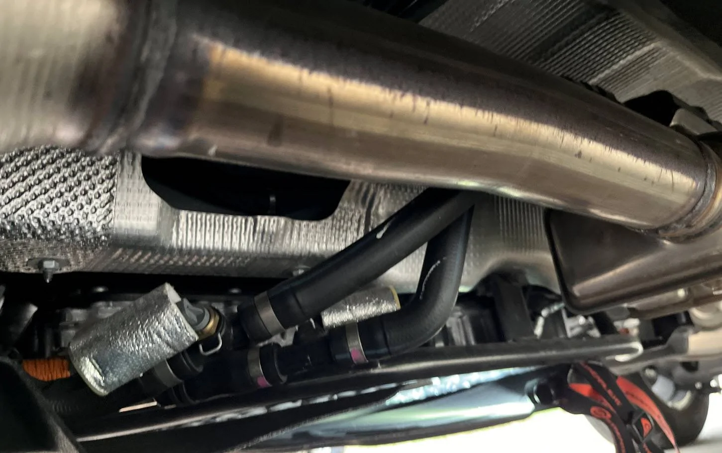 Ford Maverick Maverick Lariat Hybrid 2024 undercarriage damaged Heat Exchanger Coolant Lines, Valve -1