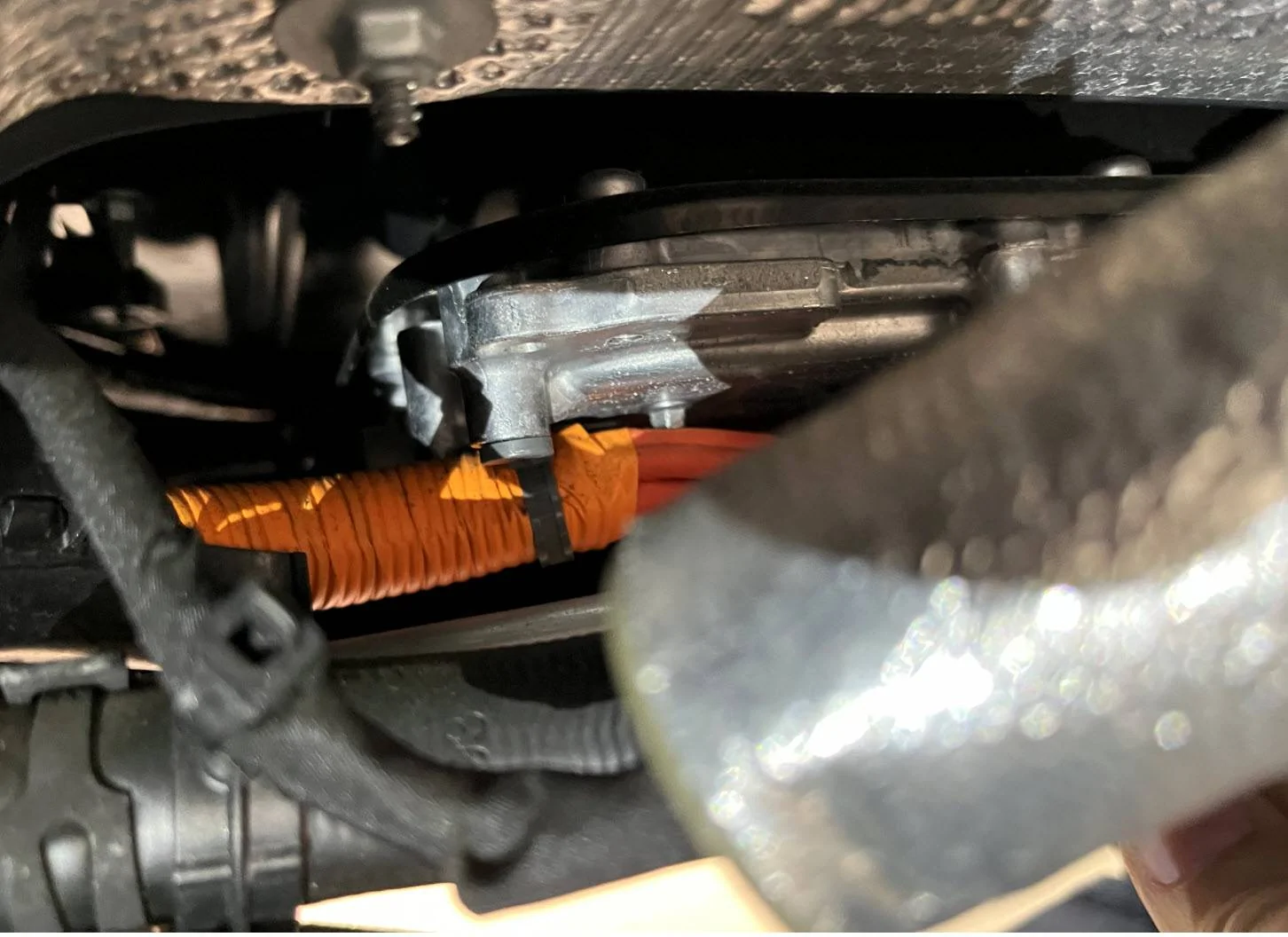 Ford Maverick Maverick Lariat Hybrid 2024 undercarriage damaged BECM Cables near Coolant Lines