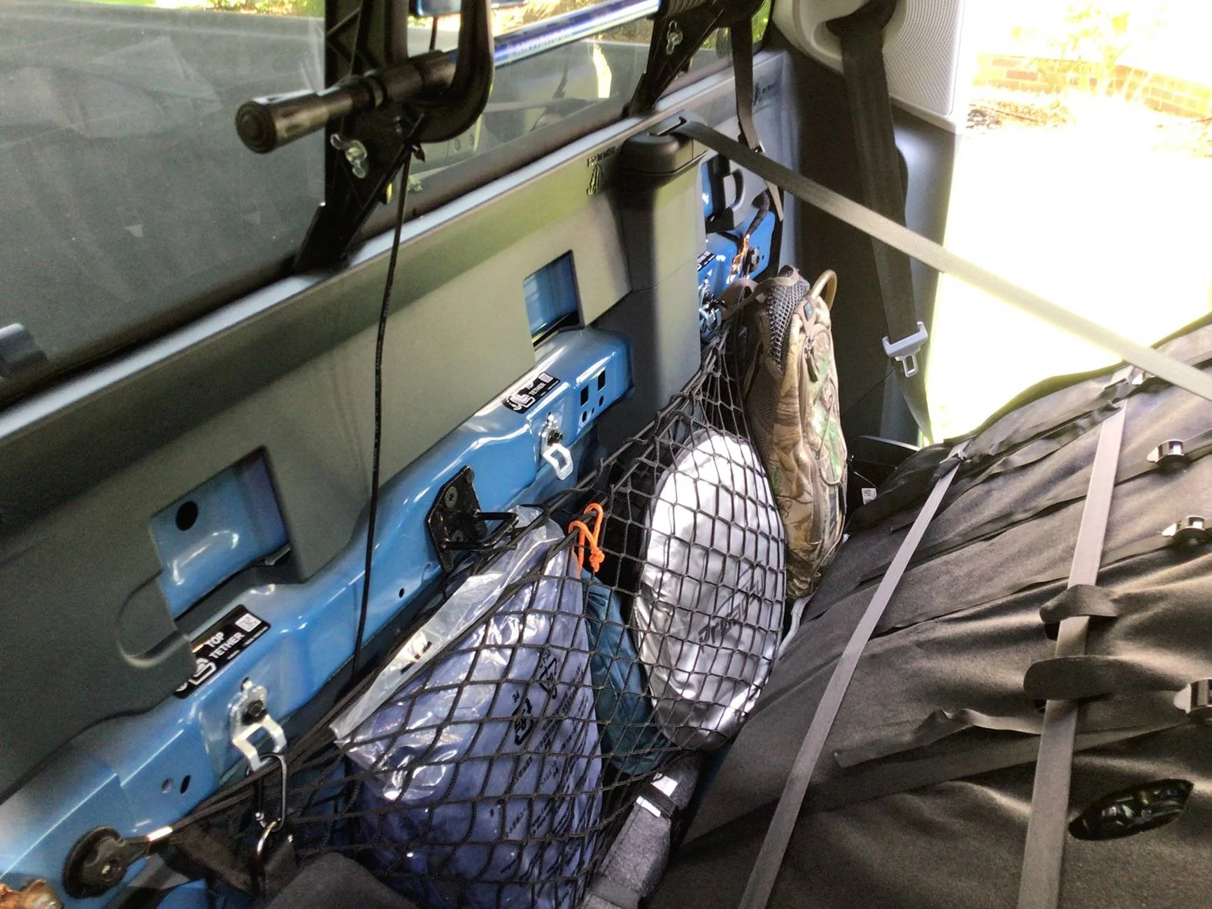 Ford Maverick Hate area behind rear seat hybrd IMG_0728